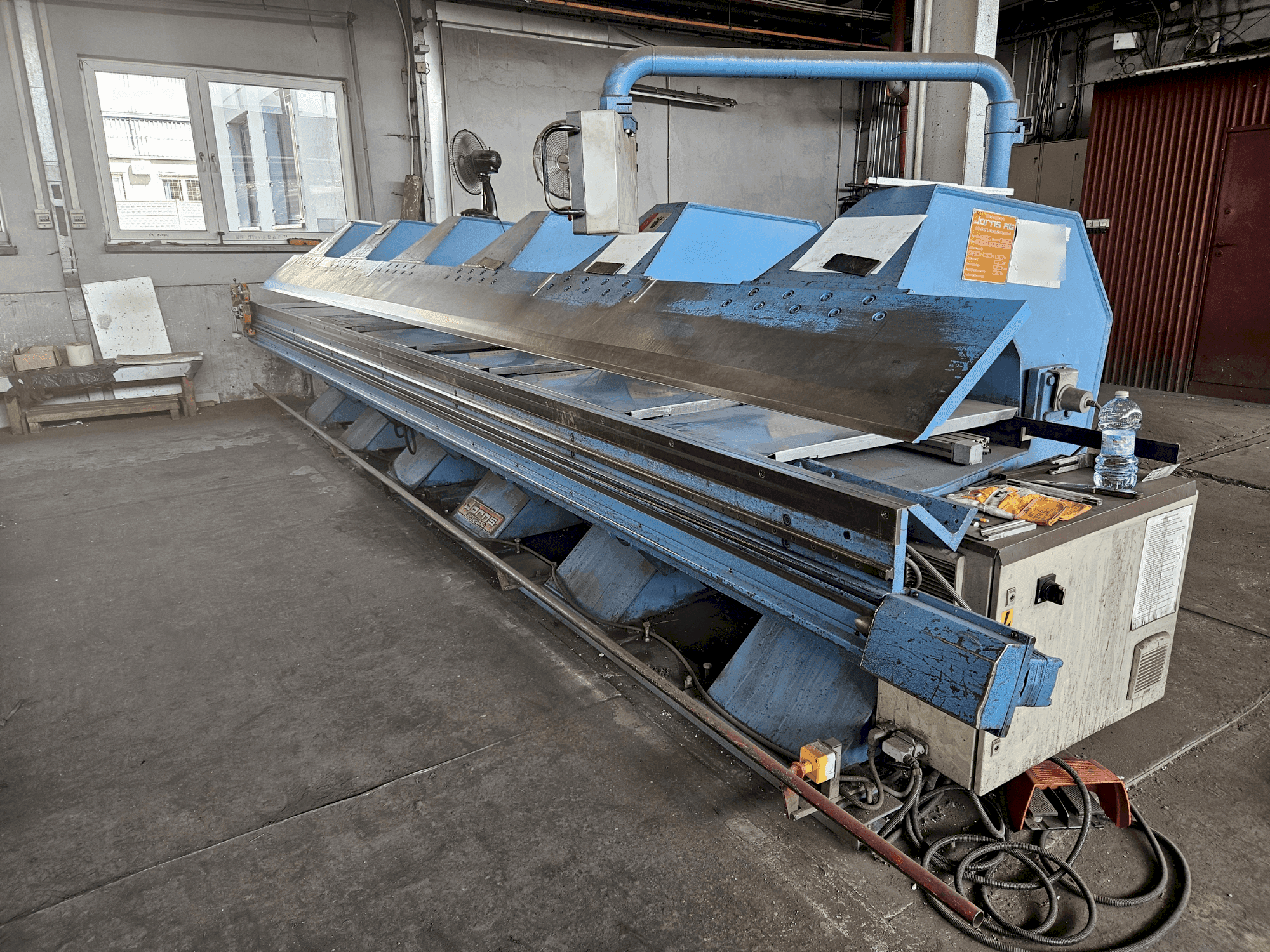 Jorns MAXI LINE 200SW Mašinos vaizdas iš priekio
