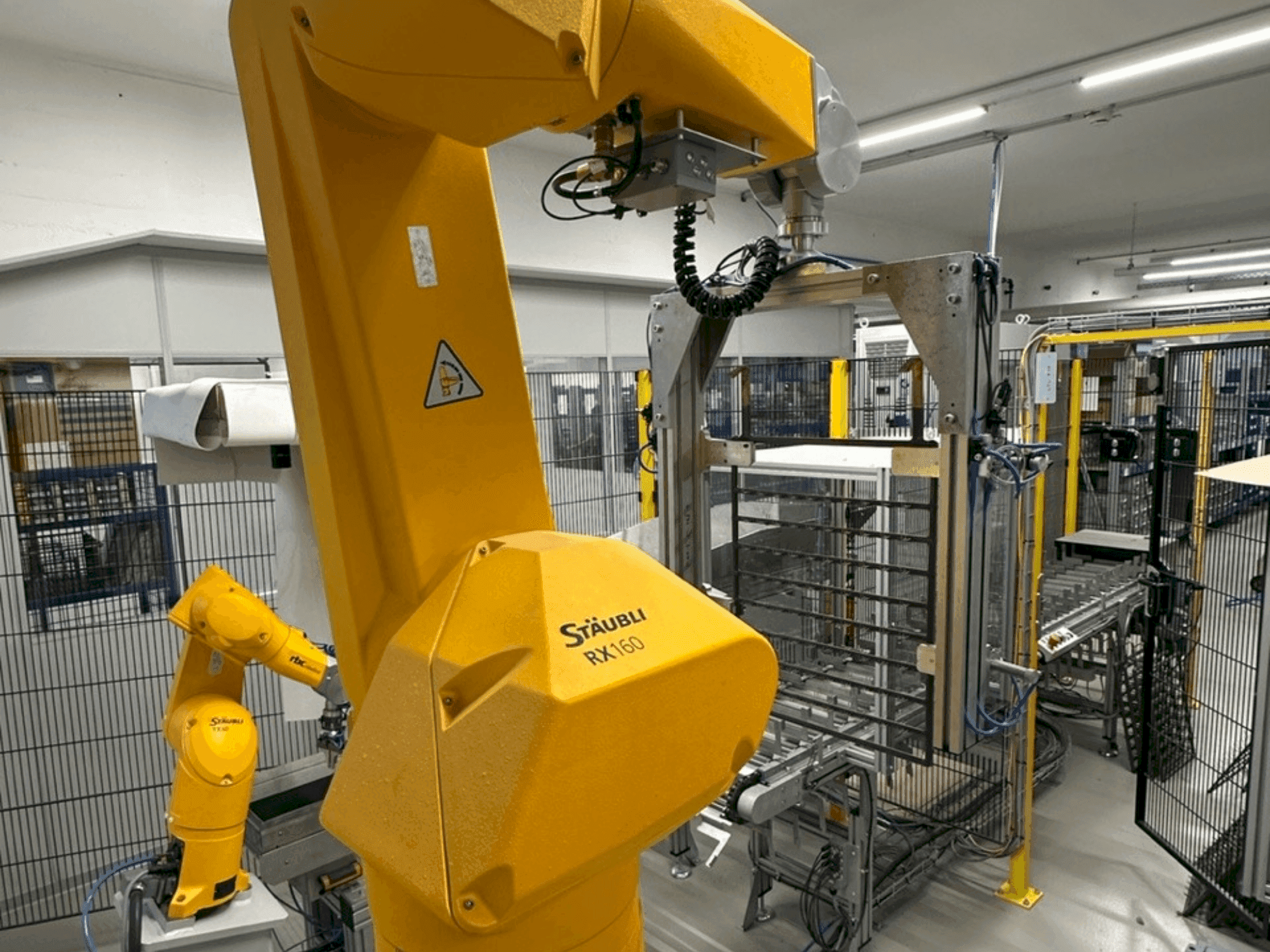 STAUBLI RX160 Mašinos vaizdas iš priekio
