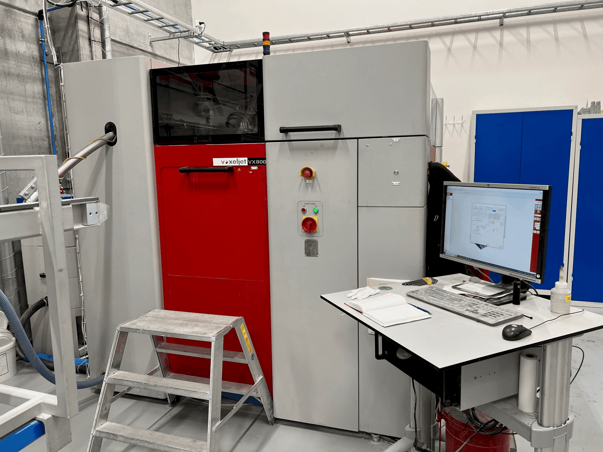 VOXELJET VX800 (2010) Mašinos vaizdas iš priekio