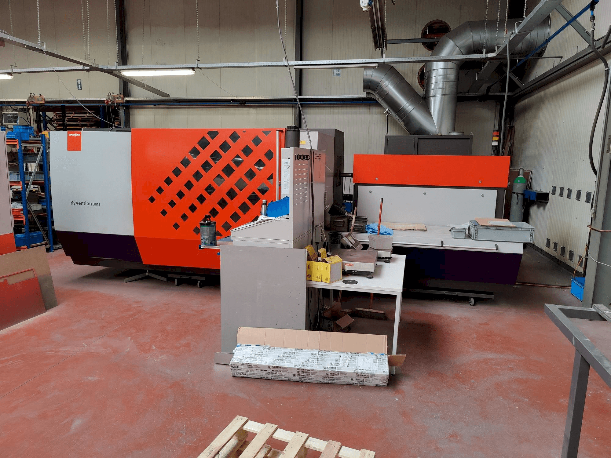 Bystronic ByVention 3015 Mašinos vaizdas iš priekio