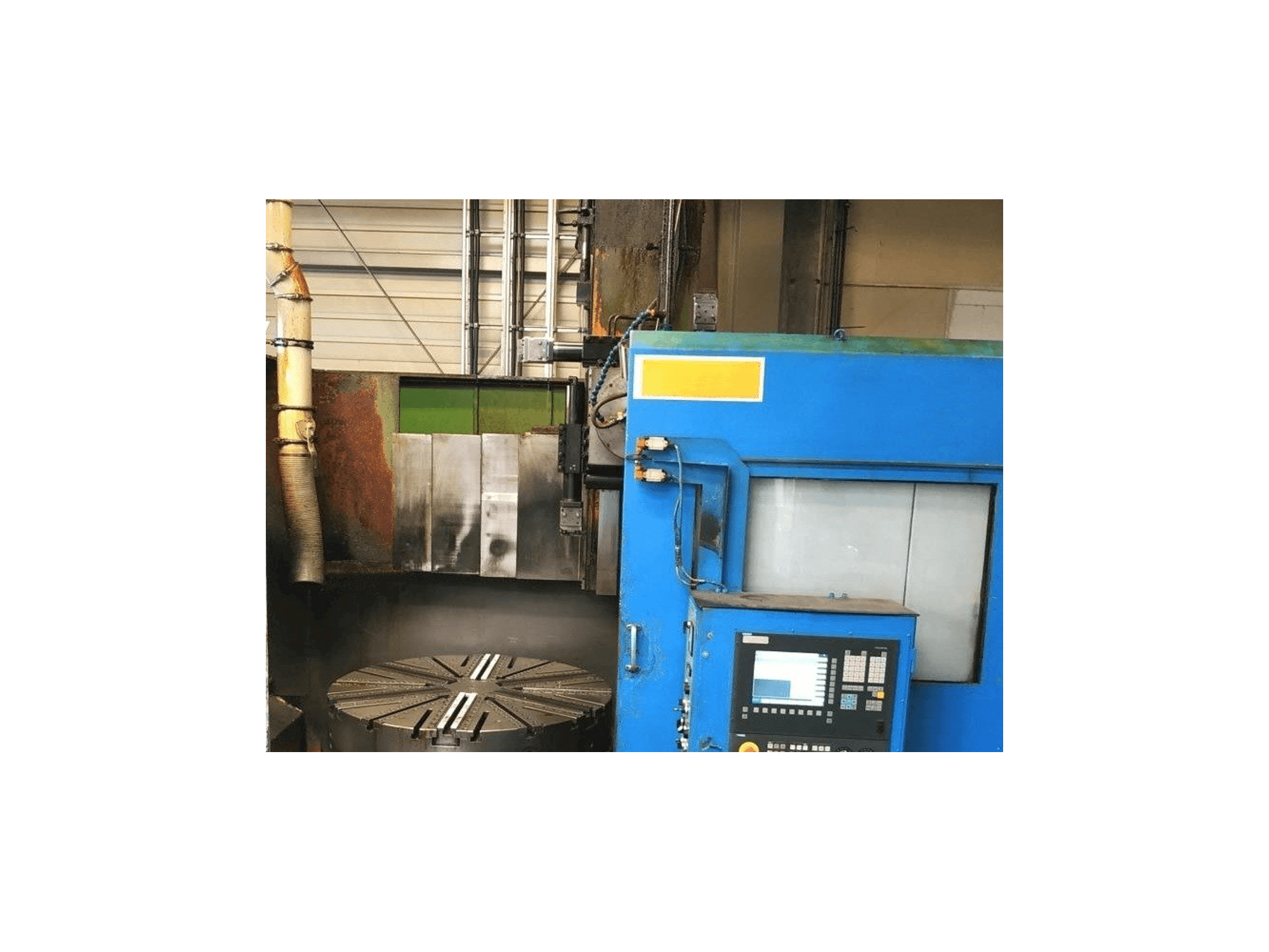 Carnaghi AT 1400 Mašinos vaizdas iš priekio