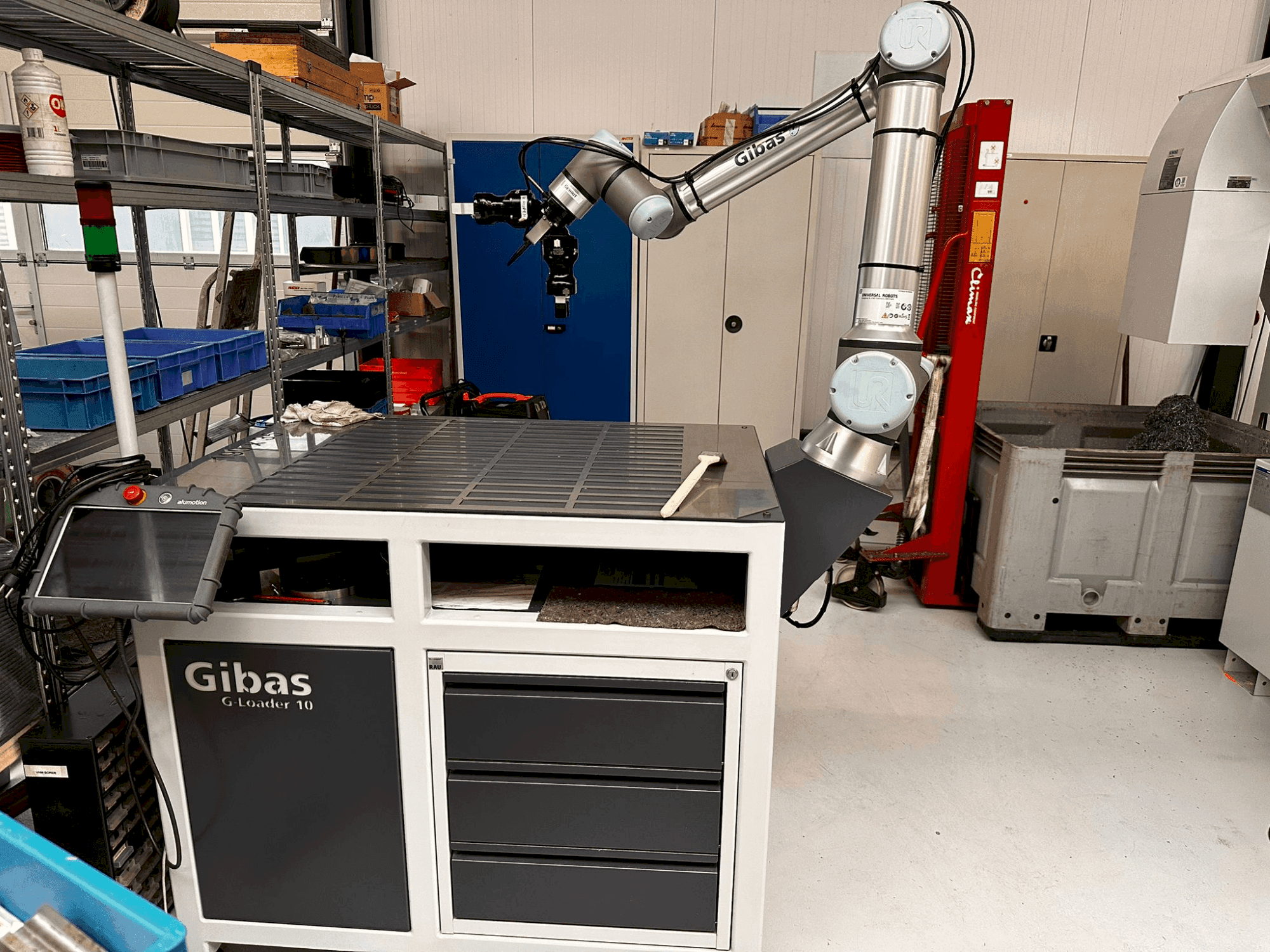 Universal Robots UR10e-Serie Mašinos vaizdas iš priekio