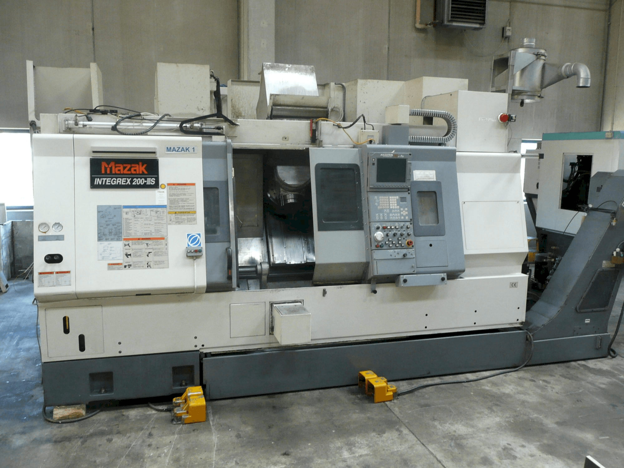 Mazak INTEGREX 200-IIIS Mašinos vaizdas iš priekio