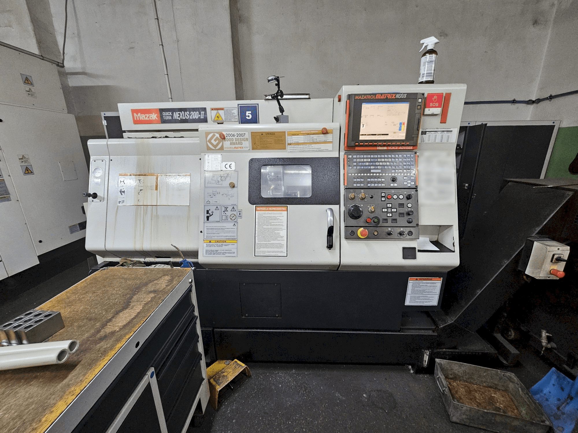 Mazak QUICKTURN NEXUS 200-II Mašinos vaizdas iš priekio