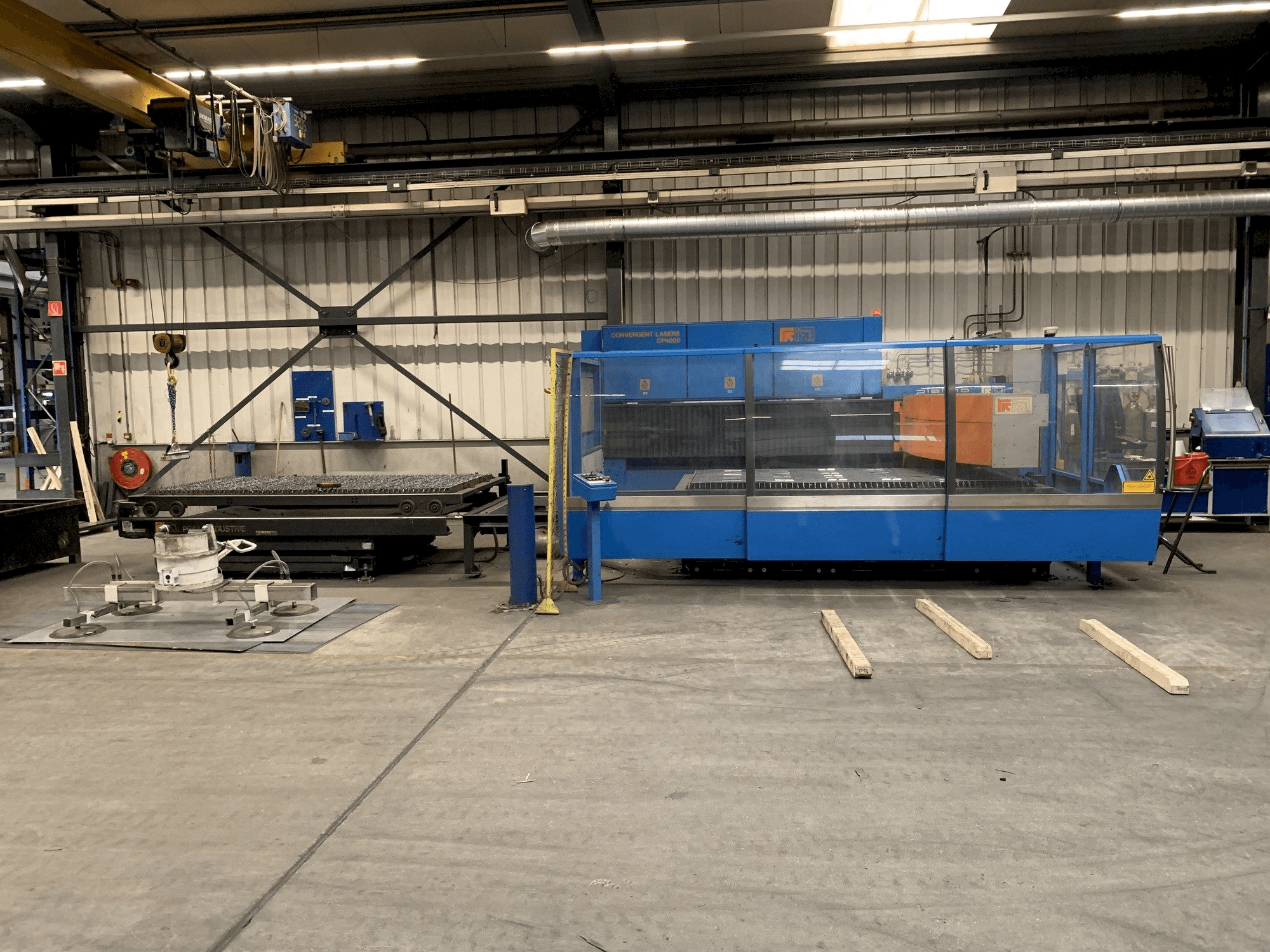 Prima Power Platino 1530 4,0 kW C02 Mašinos vaizdas iš priekio