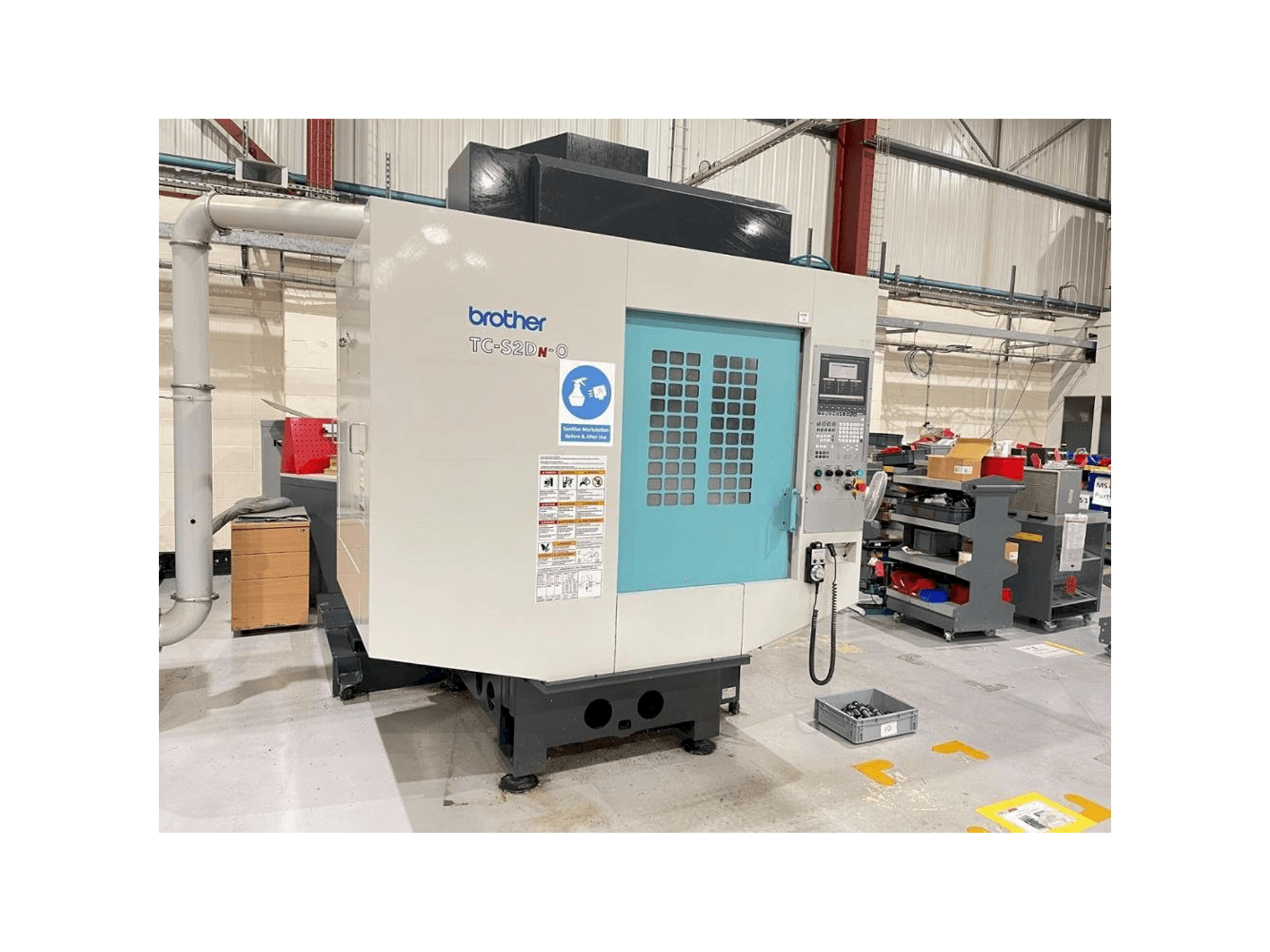 Brother TC-S2DN-0 Mašinos vaizdas iš priekio