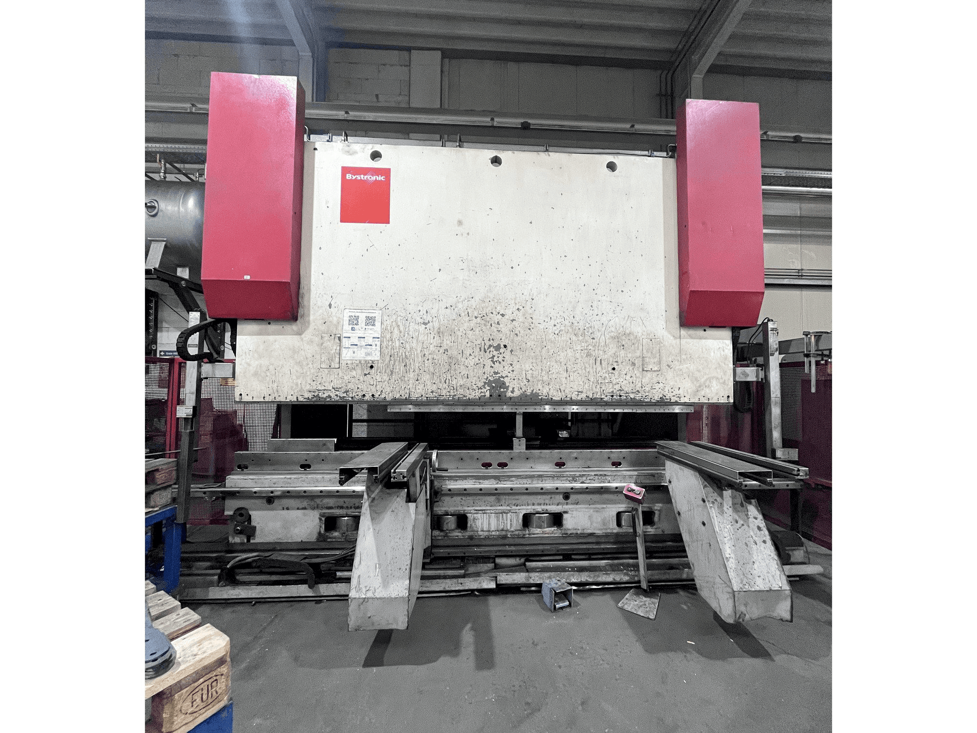 BEYELER PR10 320/4100 Mašinos vaizdas iš priekio