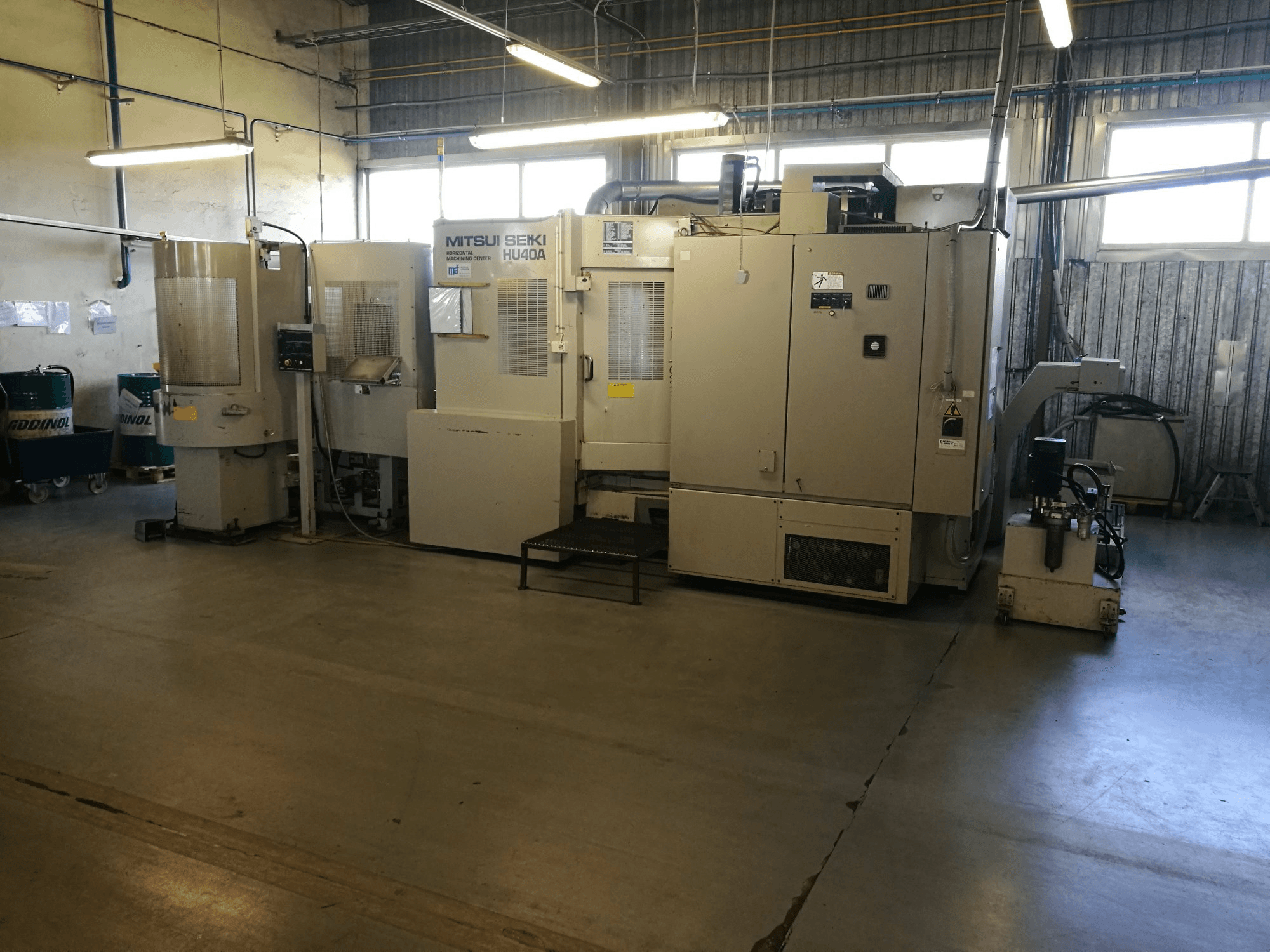 Mitsui Seiki HU40A Mašinos vaizdas iš priekio