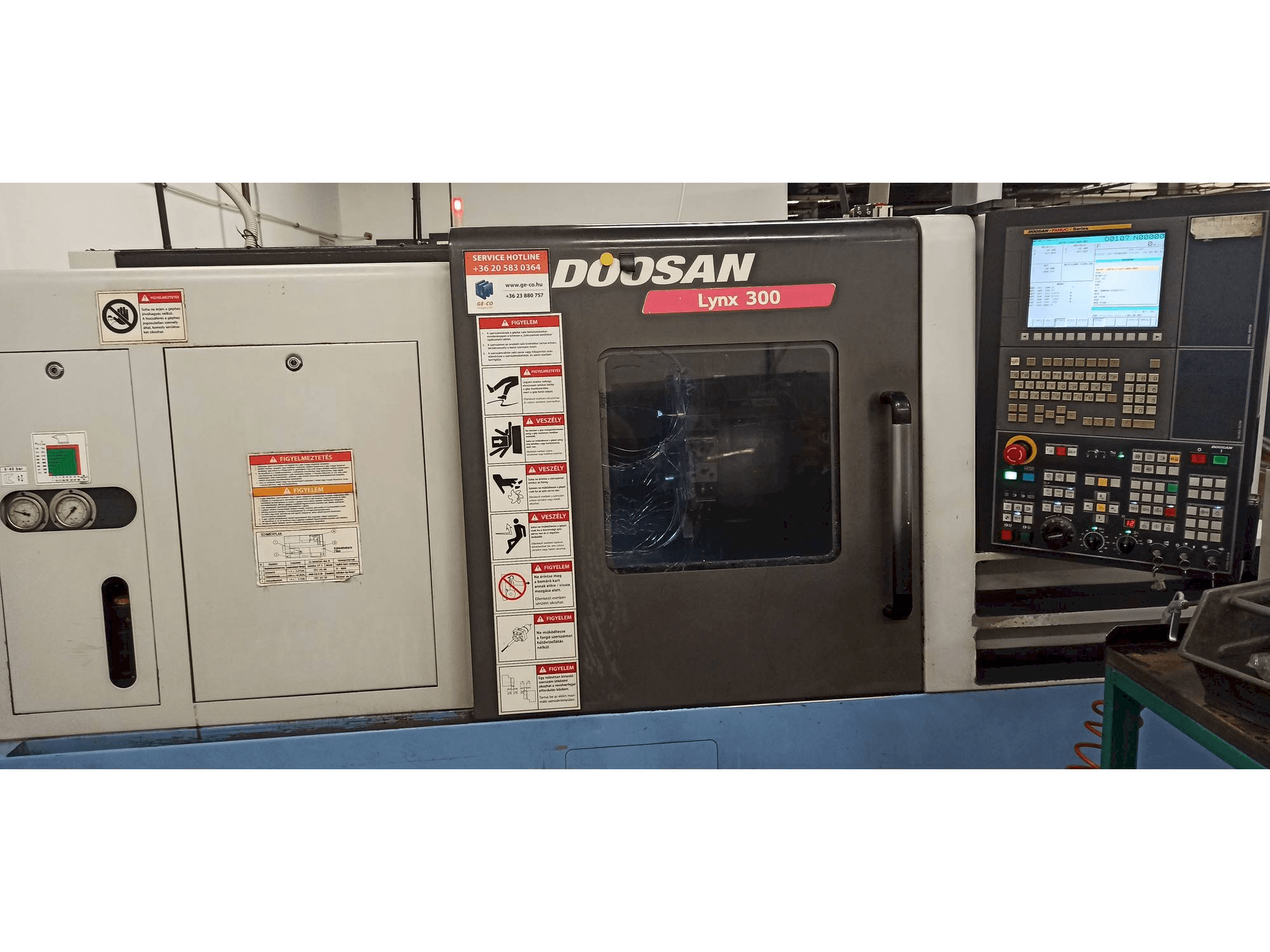 Doosan Lynx 300 Mašinos vaizdas iš priekio