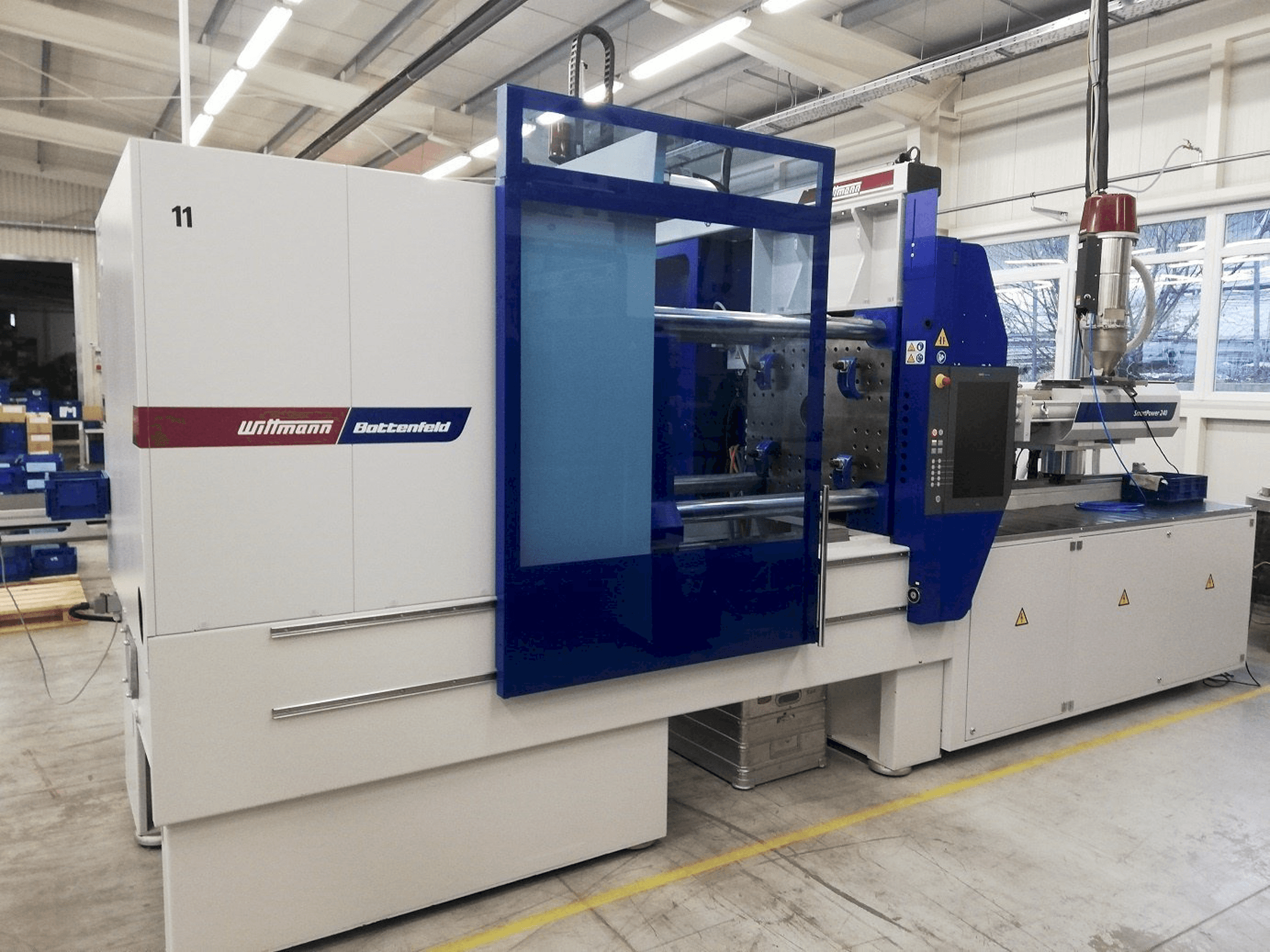 Battenfeld ECO Power 180/750 Mašinos vaizdas iš priekio