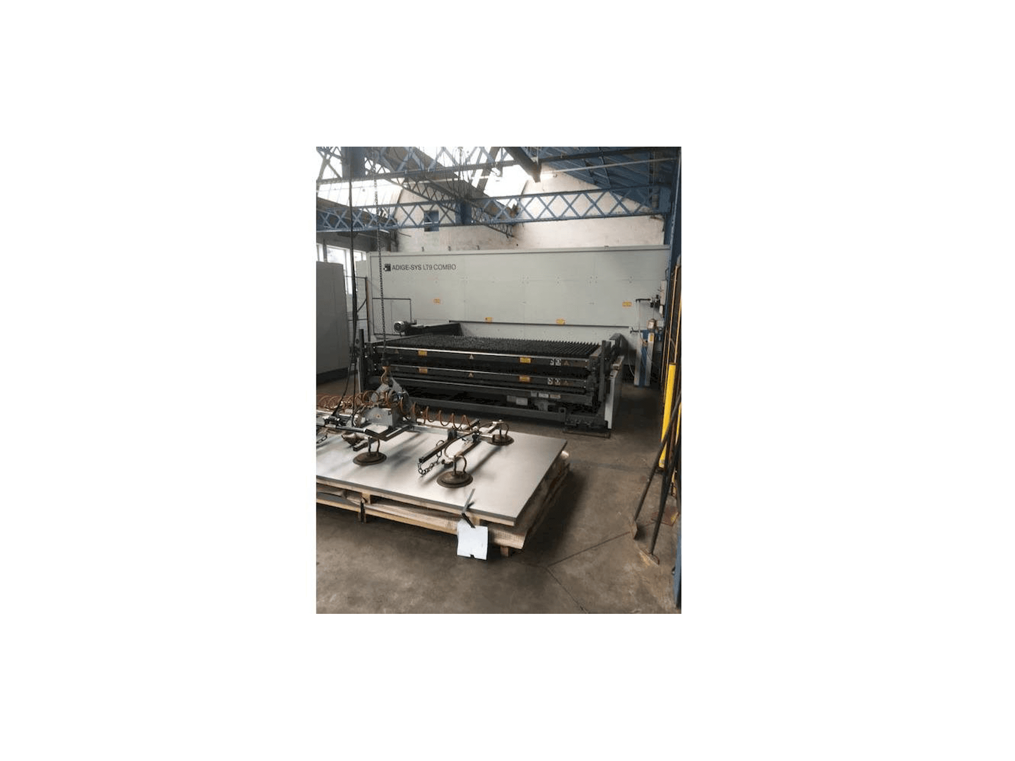 BLM Adige-Sys LT9 Combo Mašinos vaizdas iš priekio