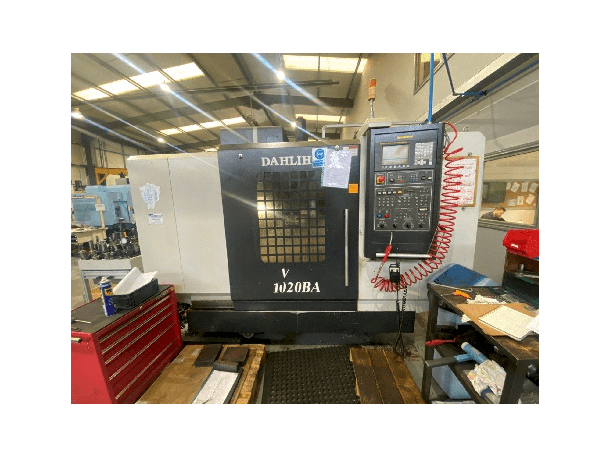 DAH LIH MCV 1020 BA Mašinos vaizdas iš priekio