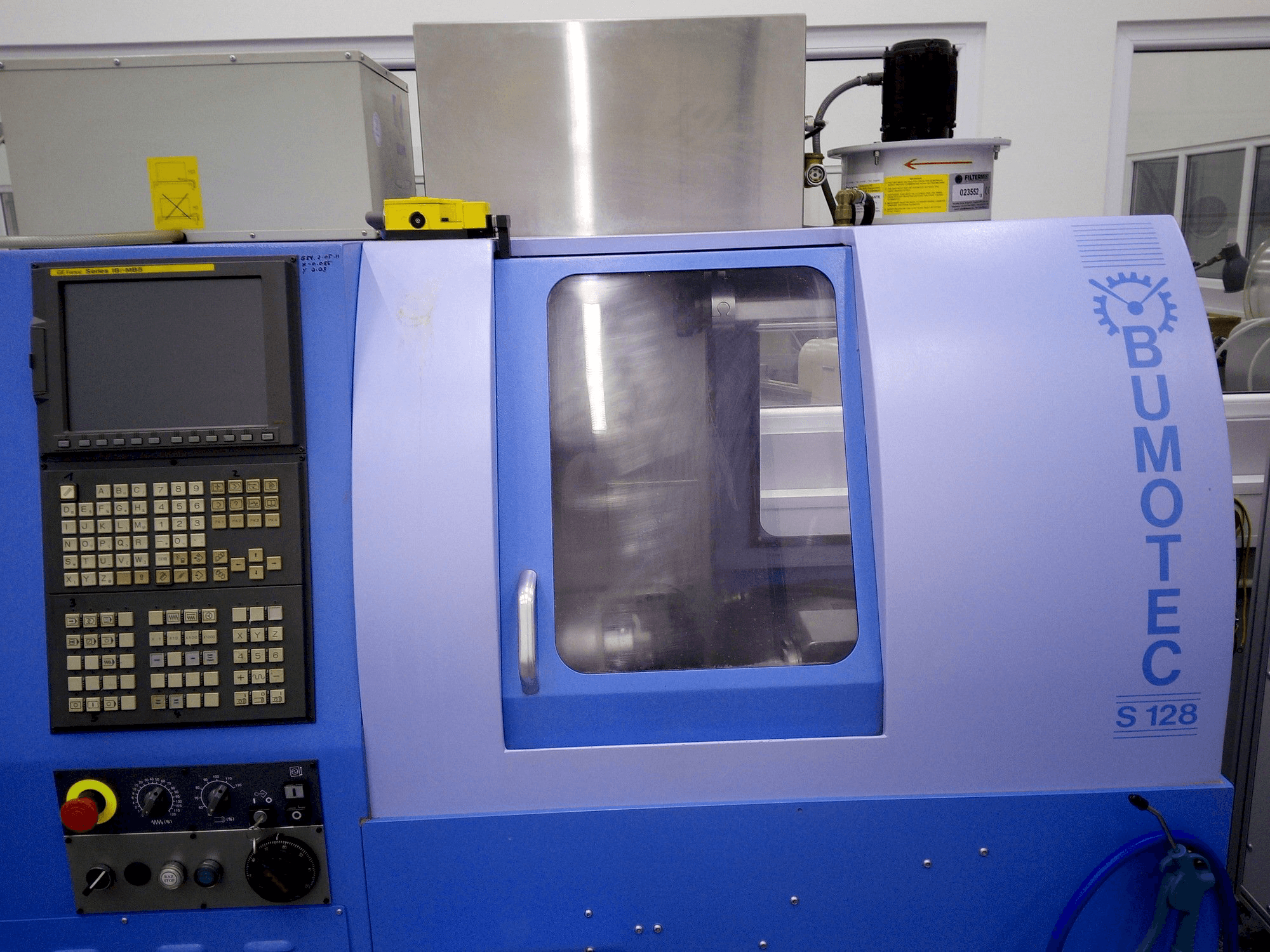 Bumotec S 128 Mašinos vaizdas iš priekio