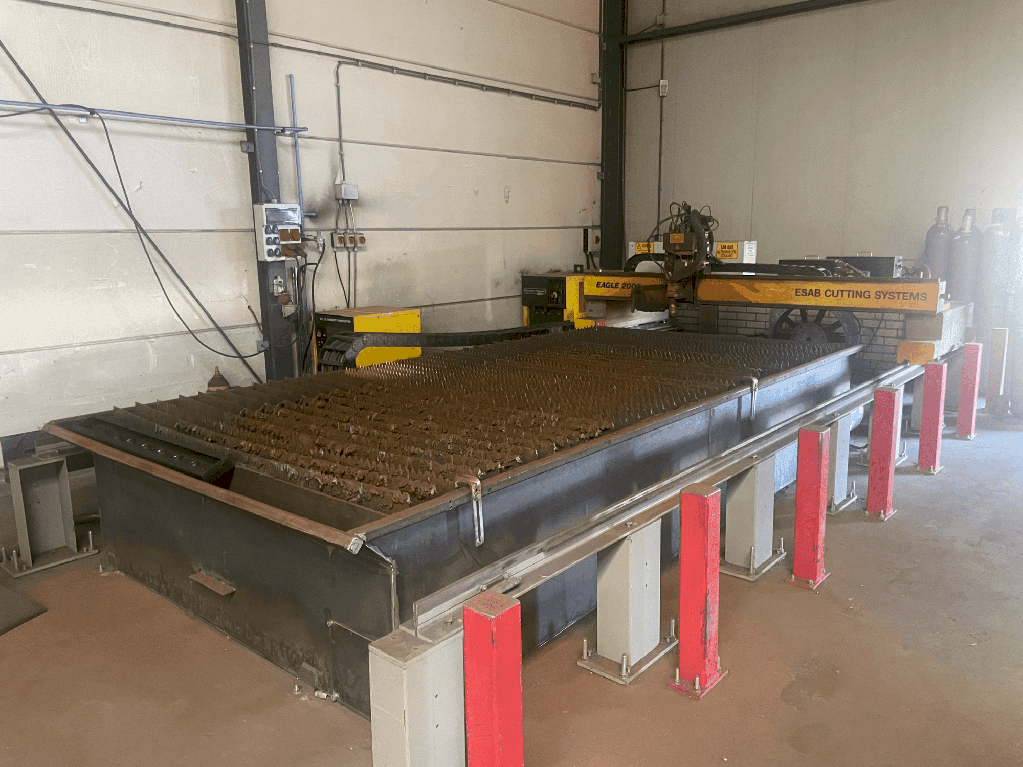 ESAB EAGLE 2000 Mašinos vaizdas iš priekio