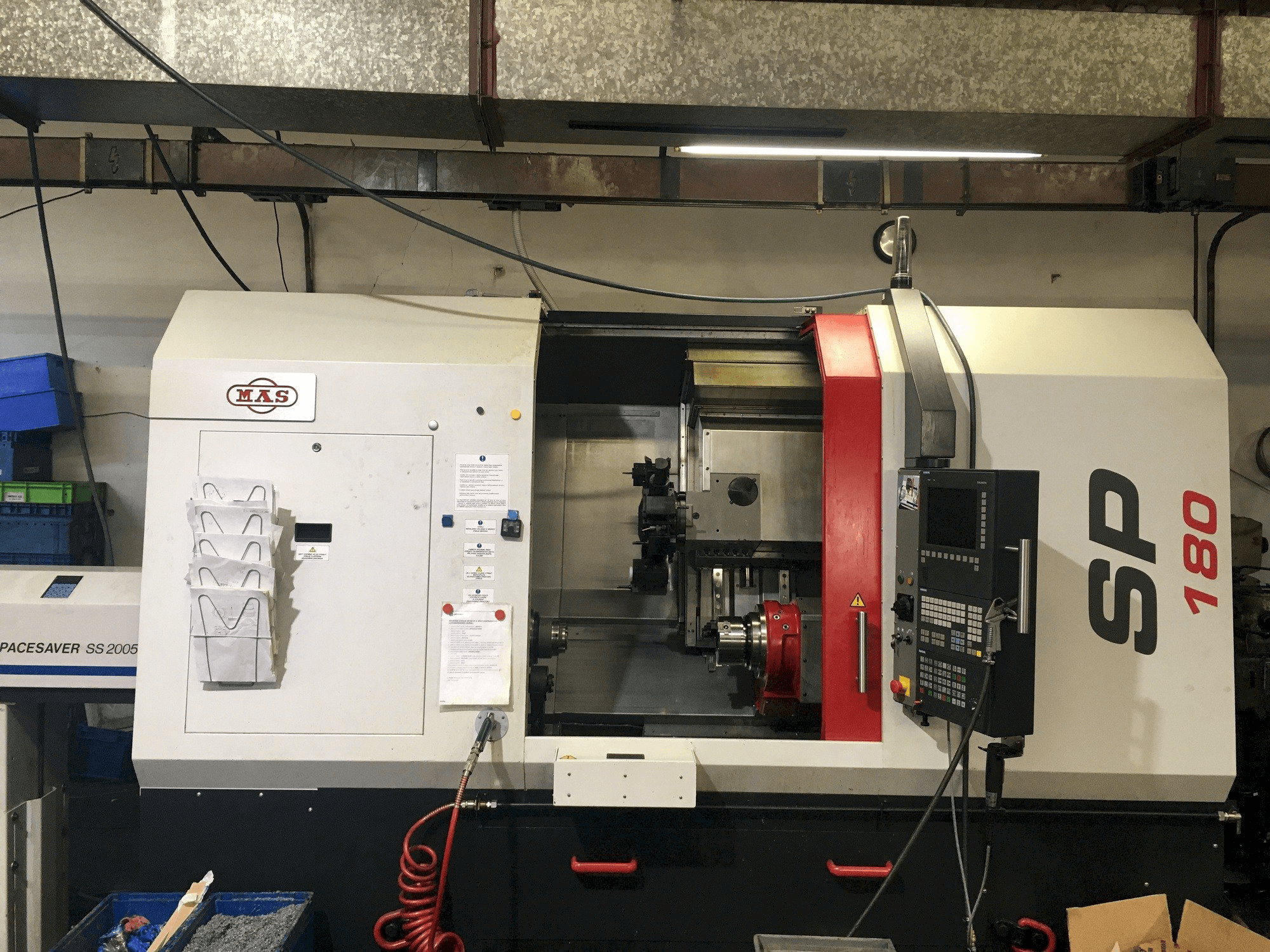 KOVOSVIT MAS SP 180 SY Mašinos vaizdas iš priekio