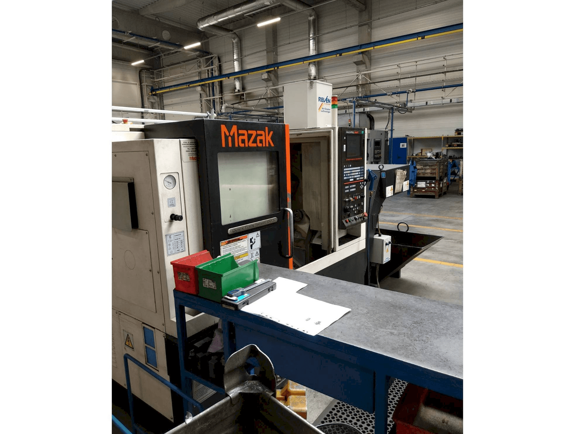 Mazak Quick Turn Smart 100 S Mašinos vaizdas iš priekio