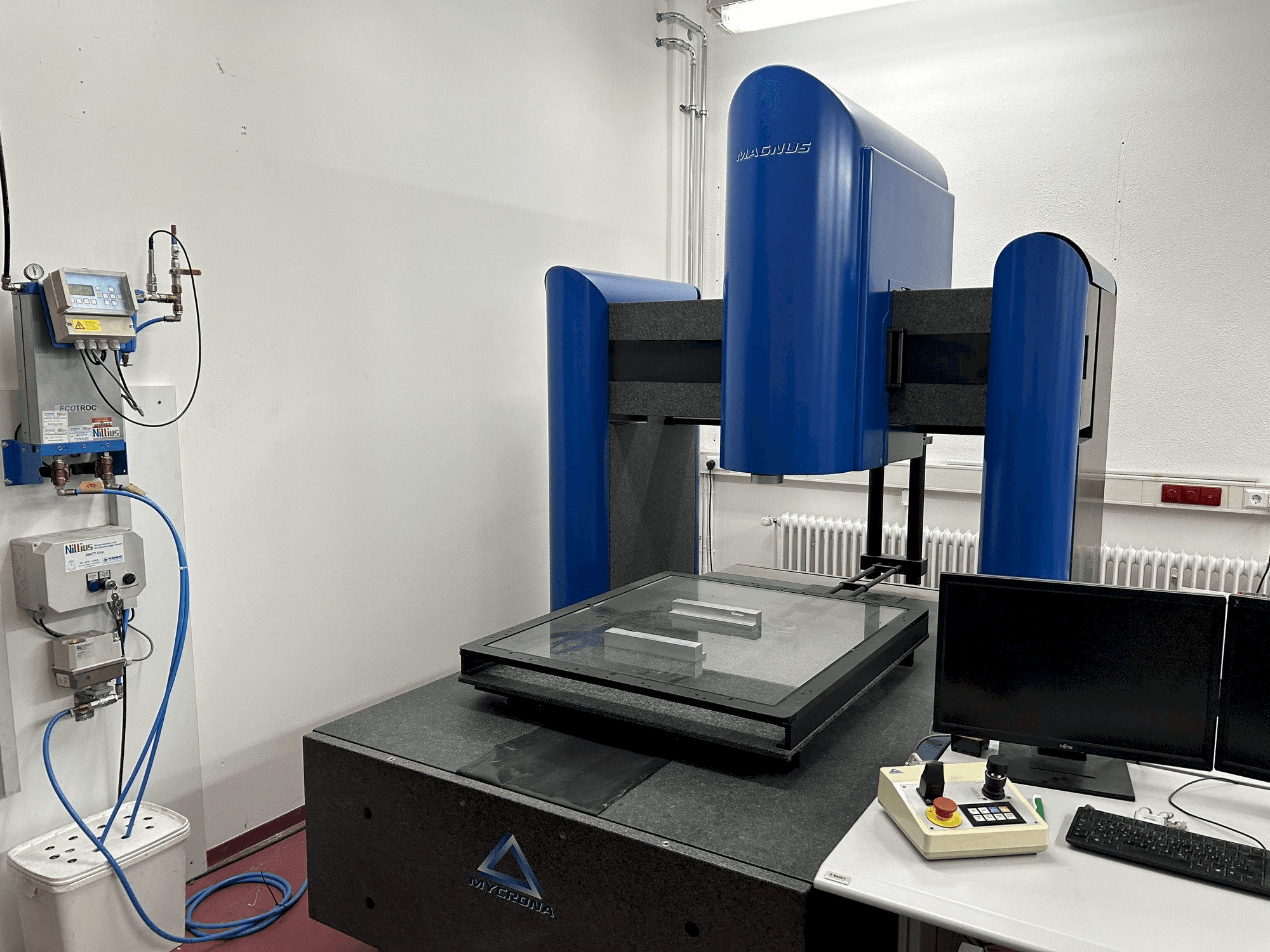 MYCRONA Magnus BL Mašinos vaizdas iš priekio