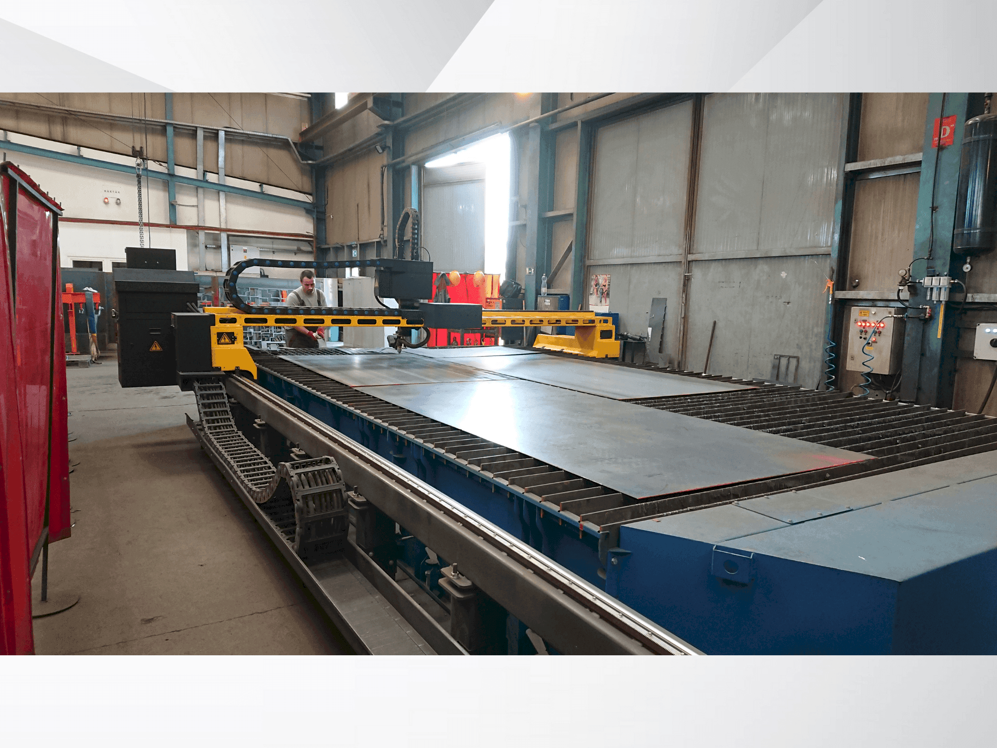 AJAN PP 260 A-5T Mašinos vaizdas iš priekio