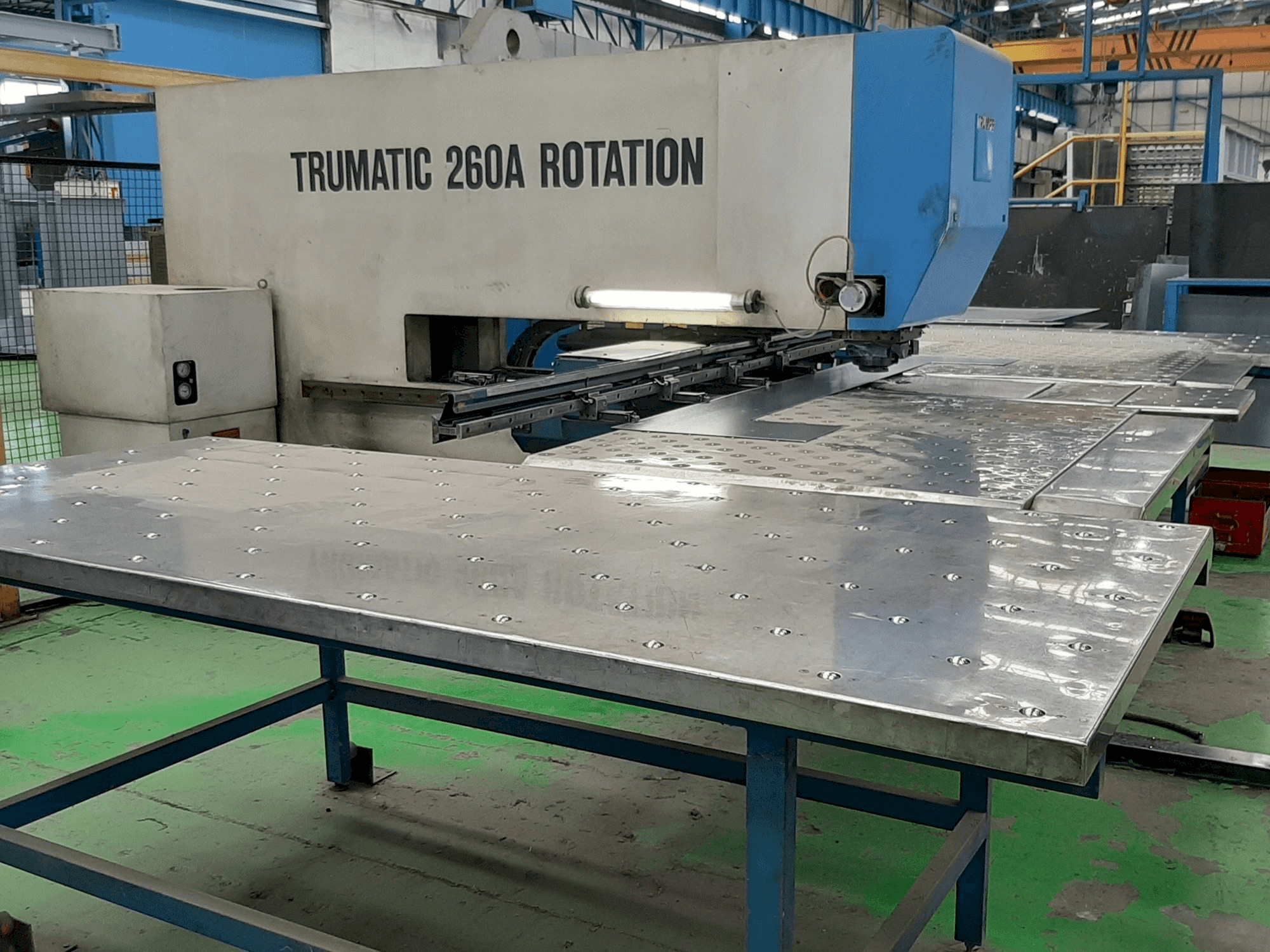 Trumpf Trumatic 260A Rotation Mašinos vaizdas iš priekio