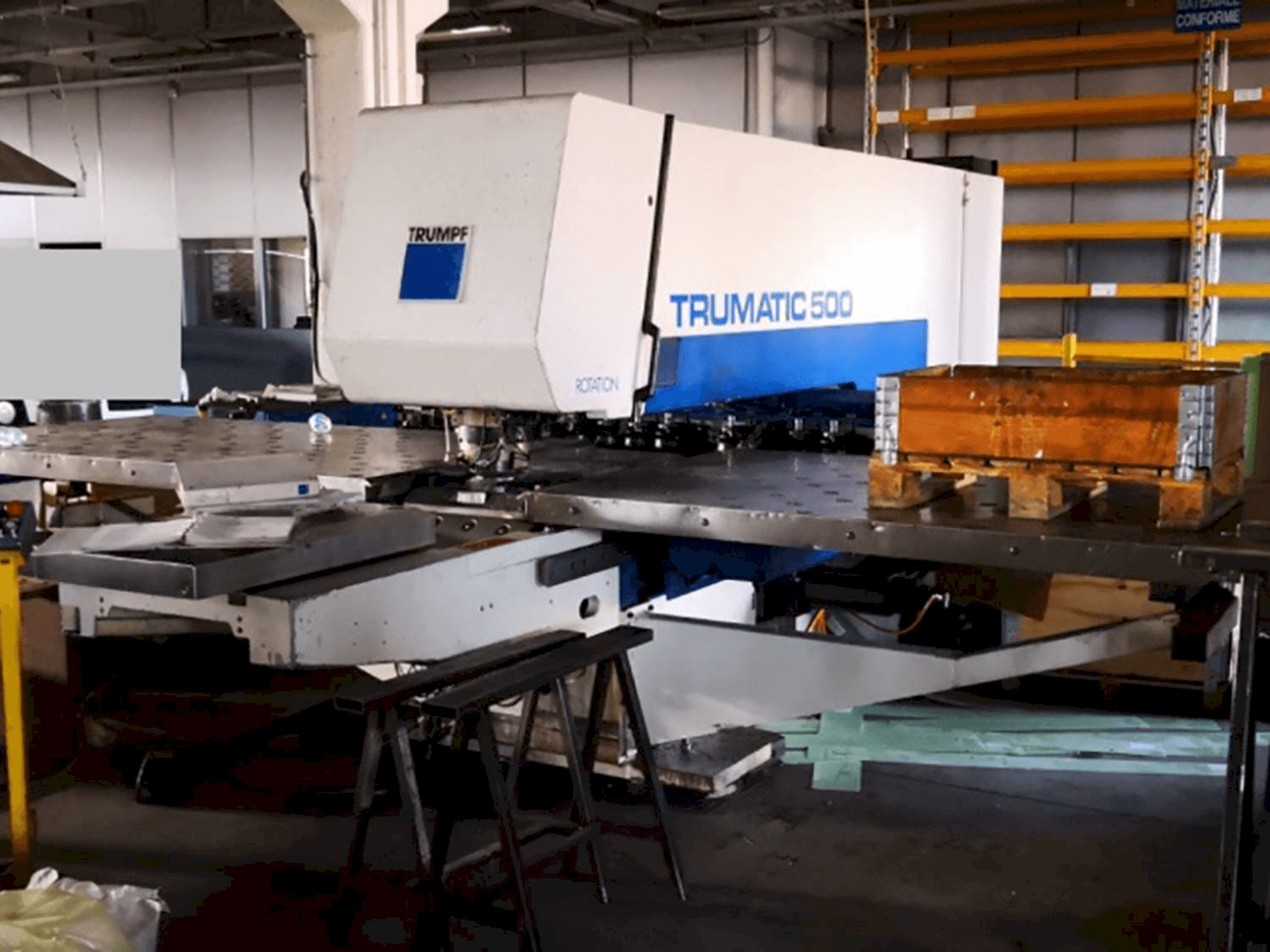 Trumpf Trumatic 500R Mašinos vaizdas iš priekio