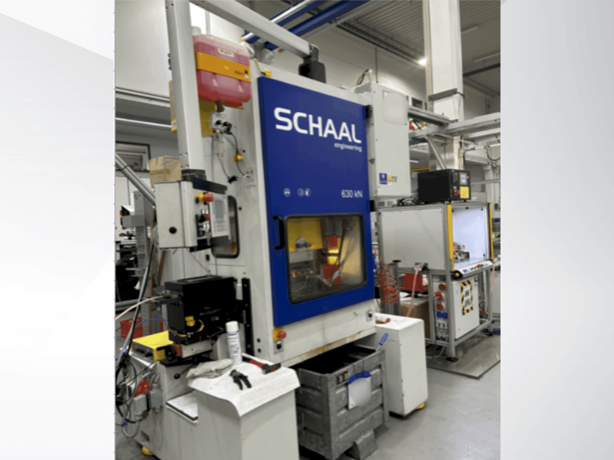 SCHAAL SEP63N Mašinos vaizdas iš priekio