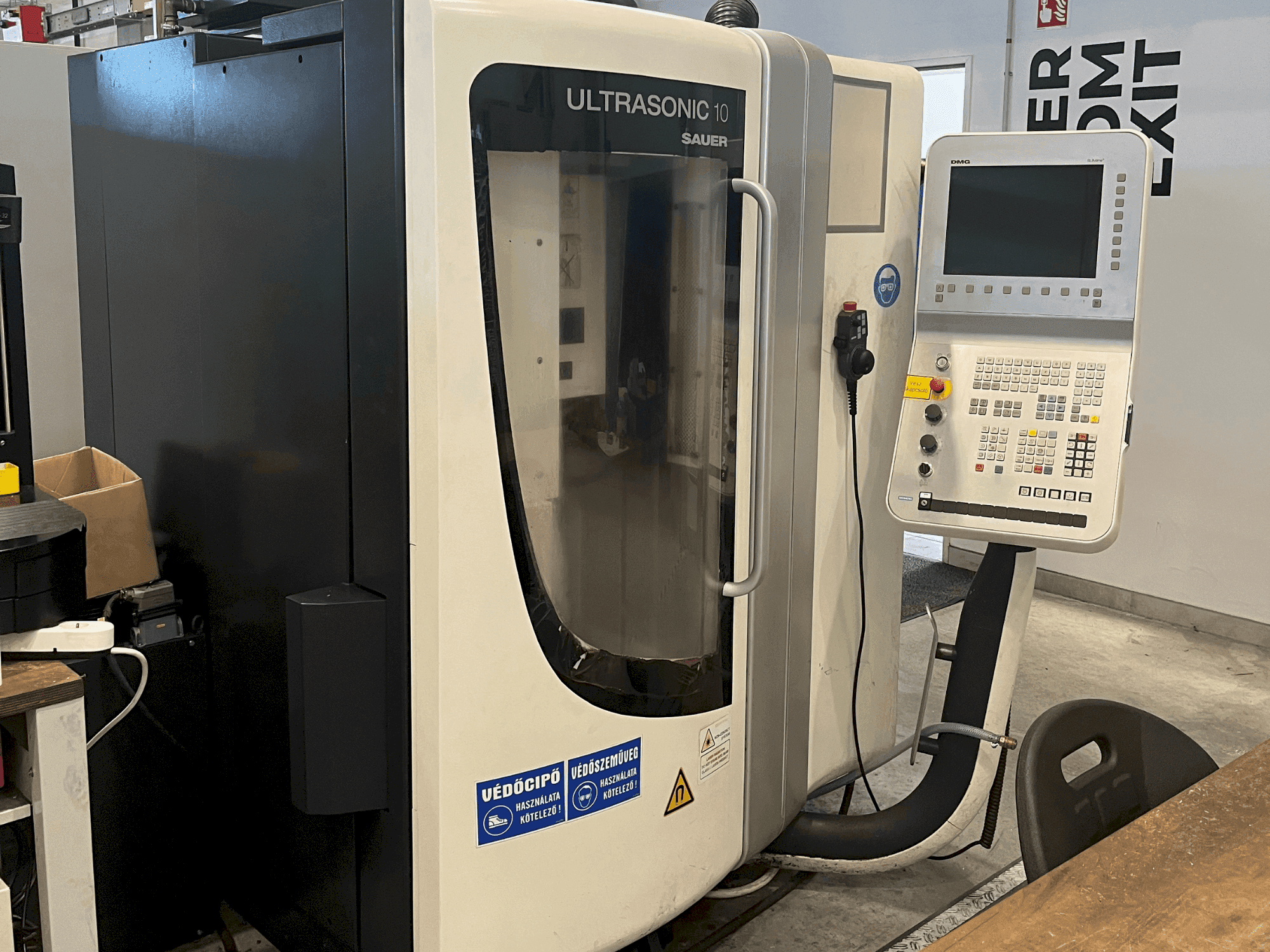 DMG ULTRASONIC 10 Mašinos vaizdas iš priekio