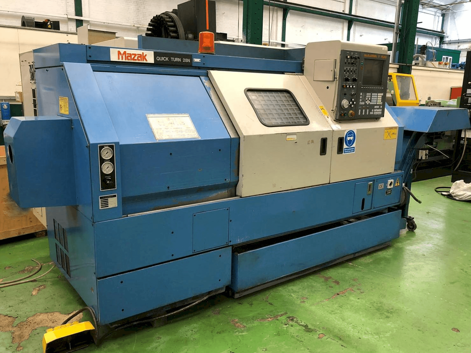 Mazak QUICK TURN 28N Mašinos vaizdas iš priekio