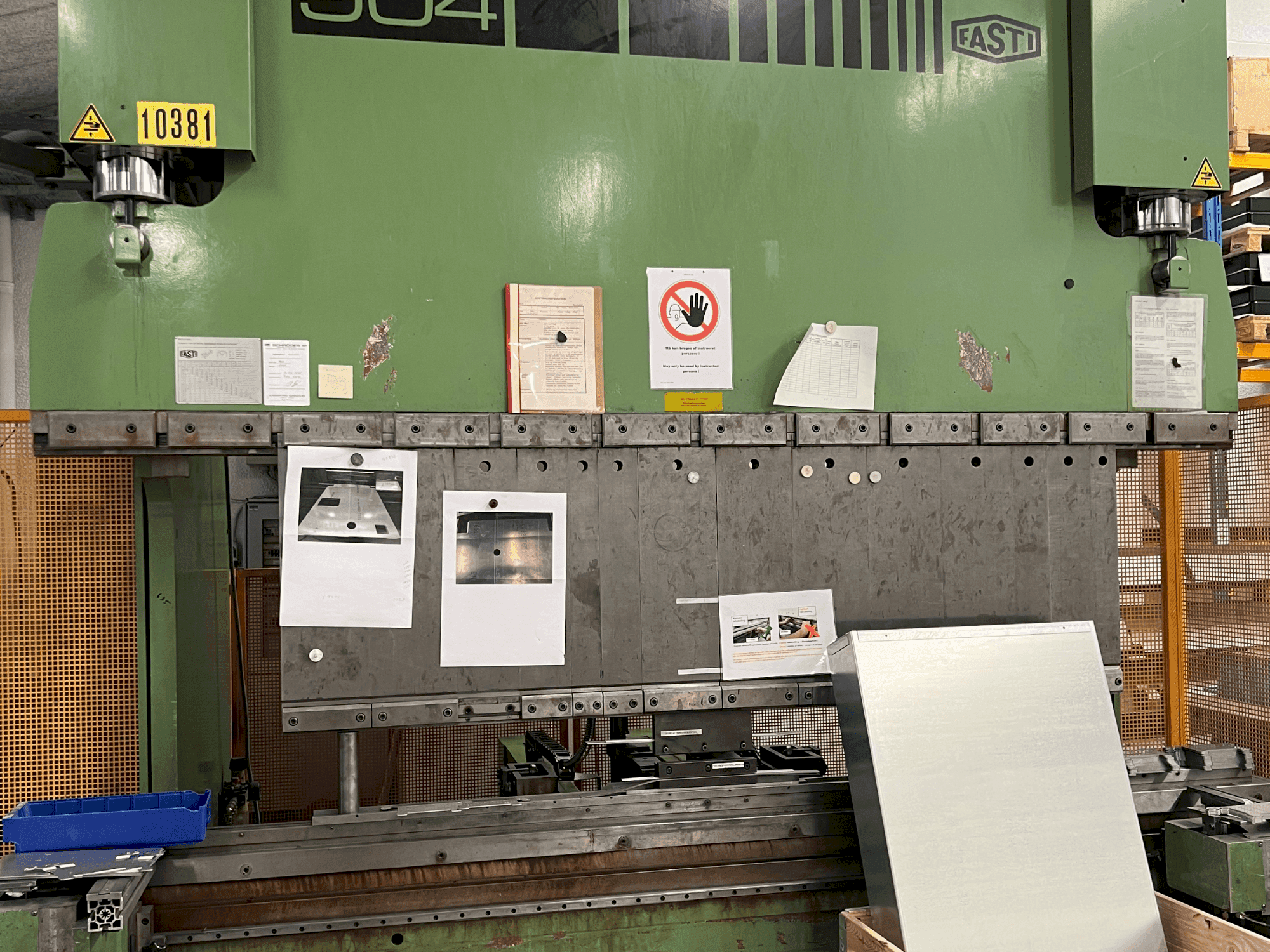 FASTI 904 Mašinos vaizdas iš priekio