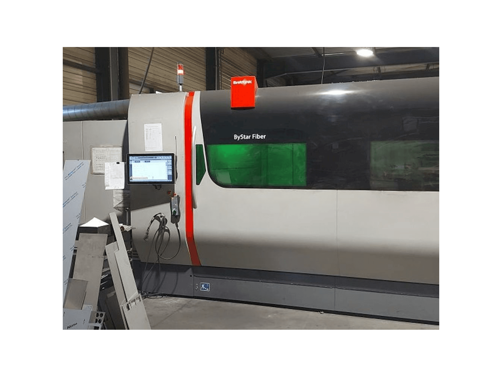 Bystronic Bystar fiber Mašinos vaizdas iš priekio