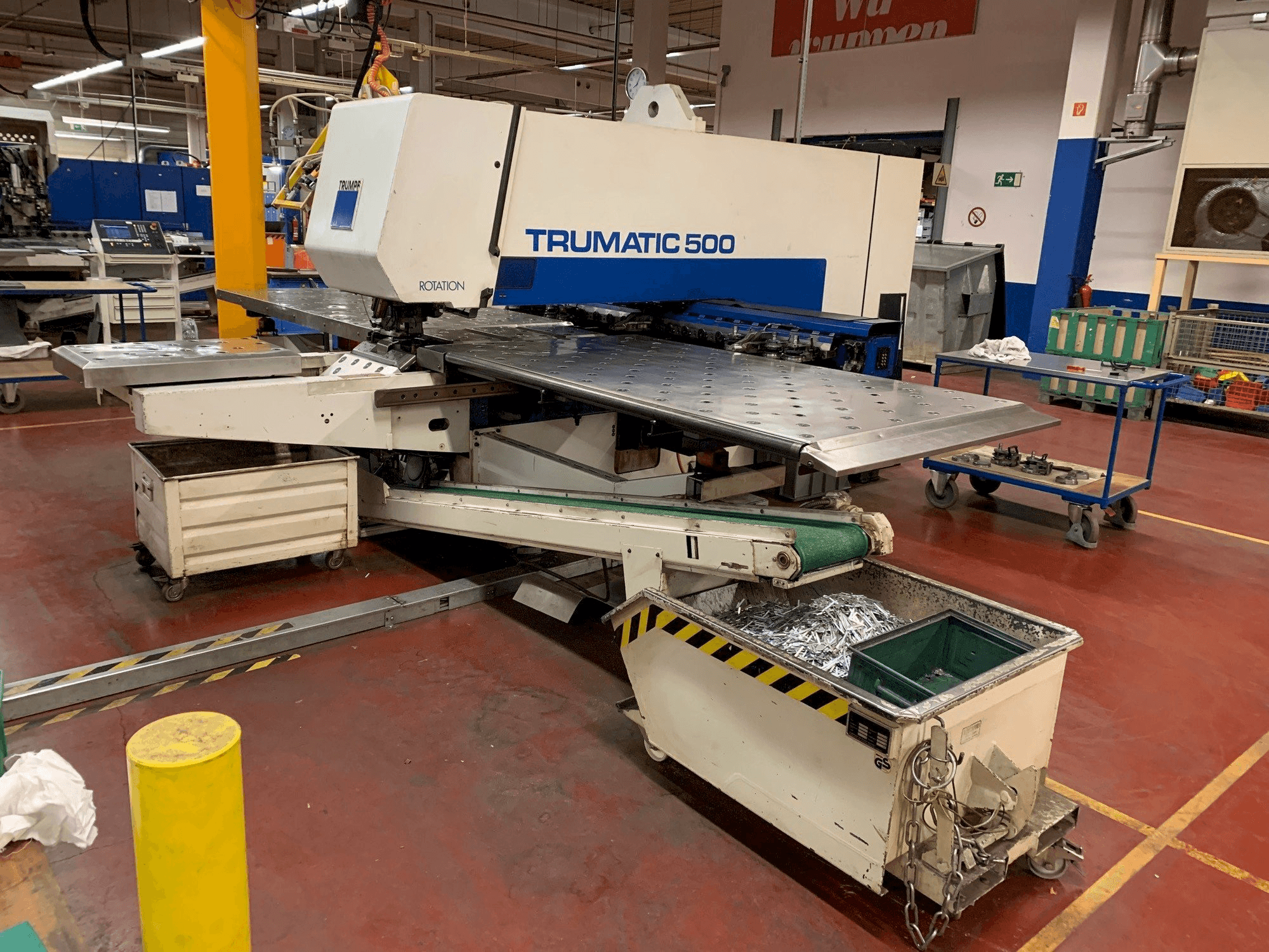 Trumpf TC 500 R Mašinos vaizdas iš priekio