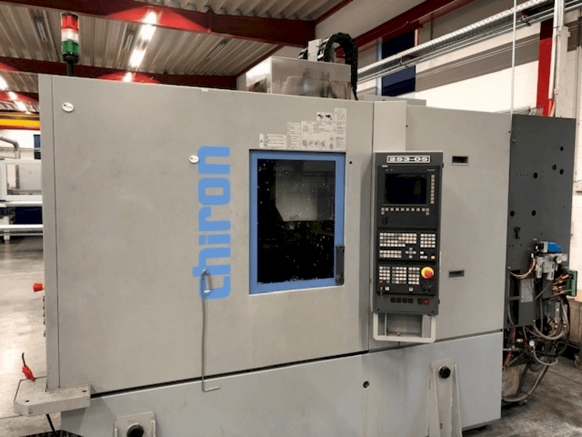 CHIRON FZ 12 KW HIGH-SPEED Mašinos vaizdas iš priekio