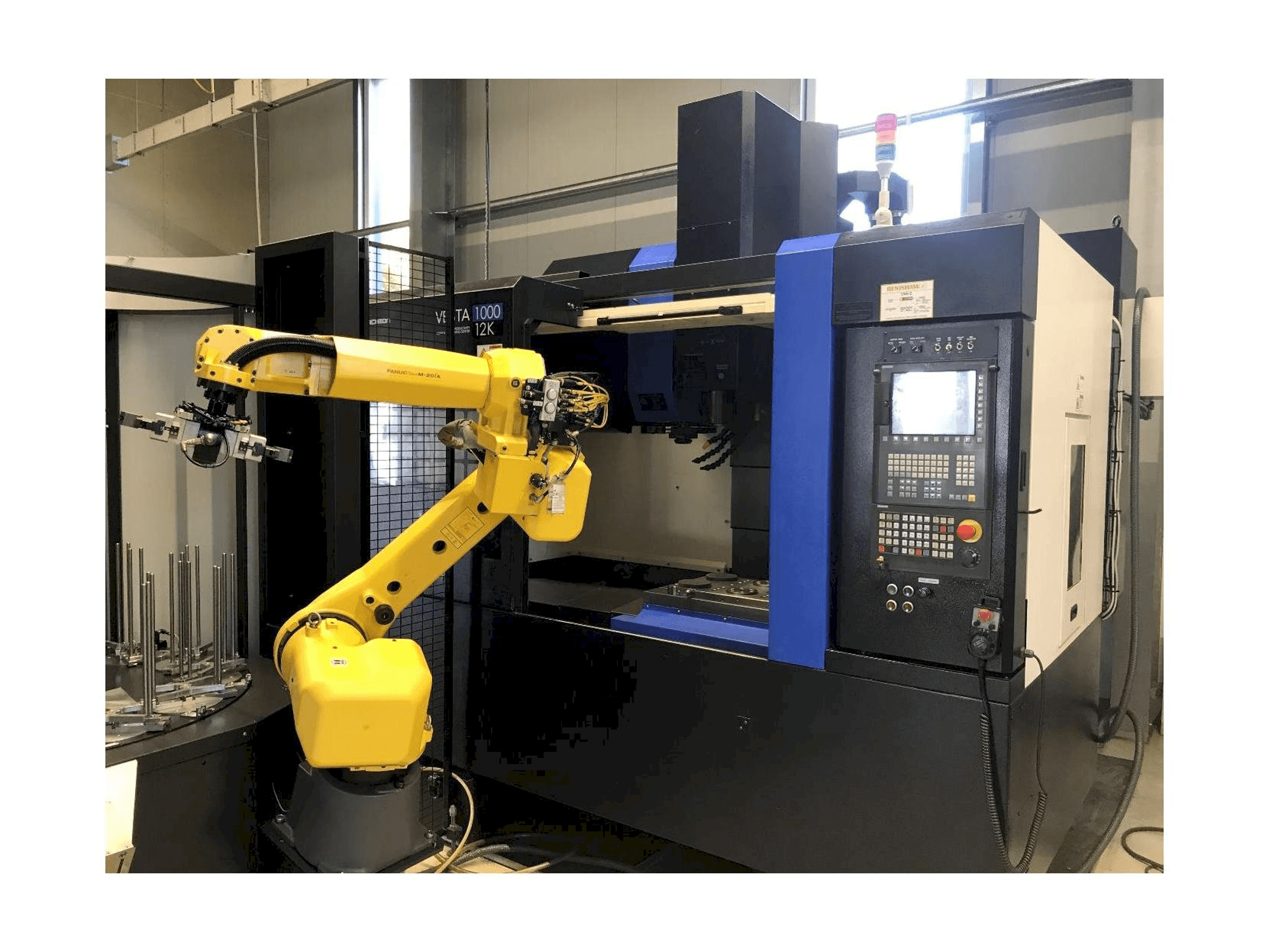 HWACHEON Vesta 1000 Mašinos vaizdas iš priekio