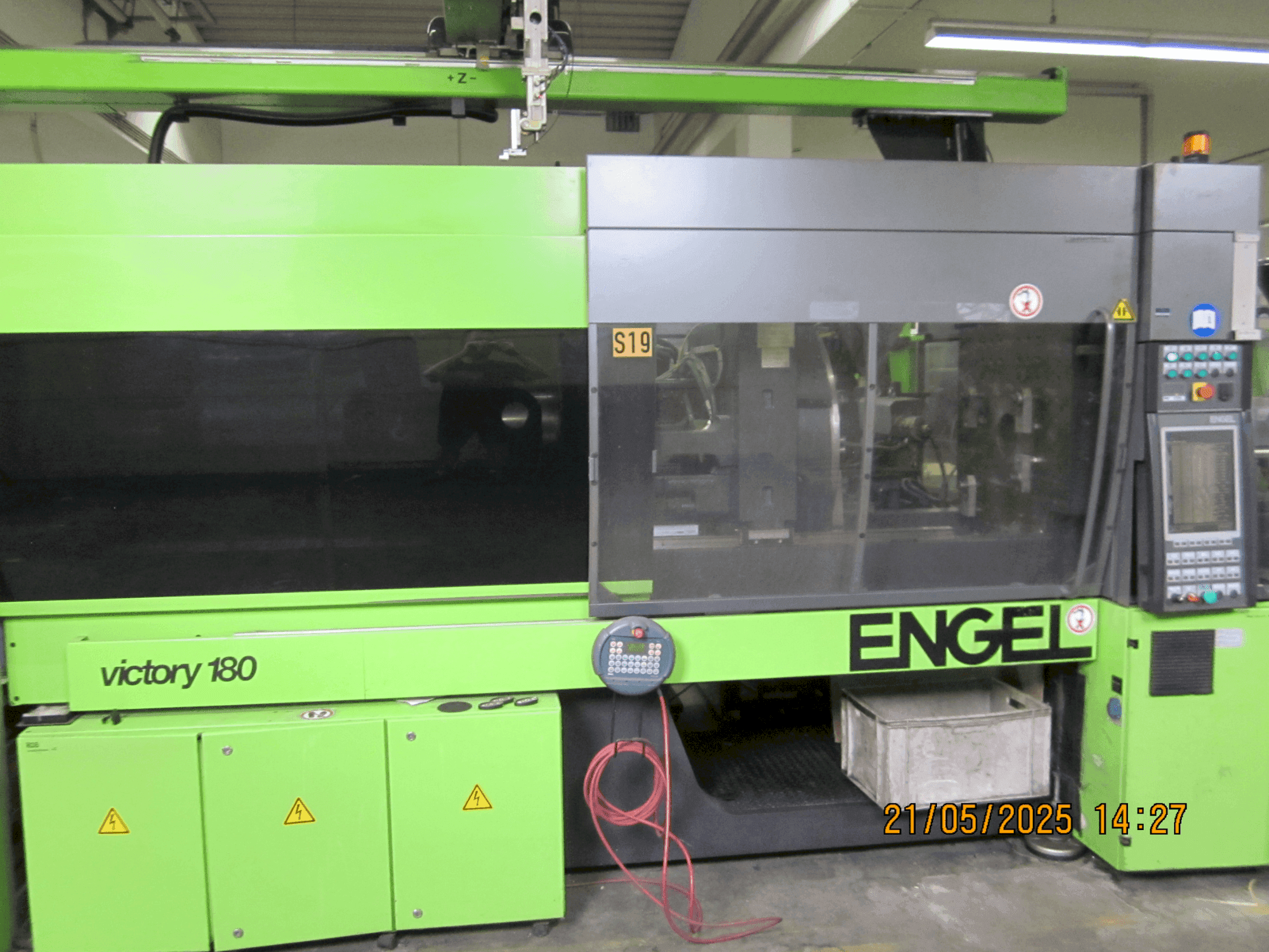 Engel VC 330H/200el/180 Combi Mašinos vaizdas iš priekio