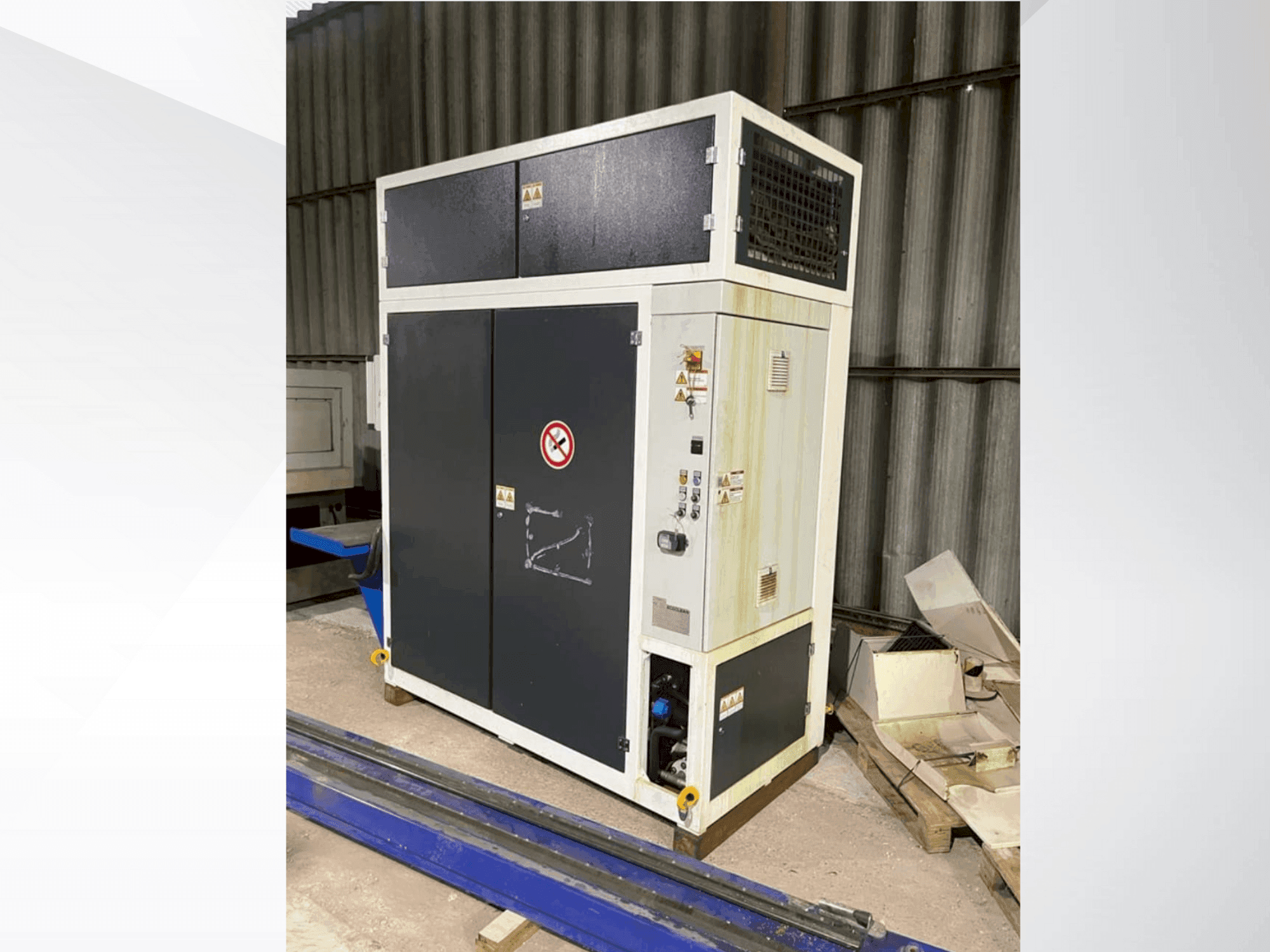 DÜRR Ecoclean Minio 85c (2019) Mašinos vaizdas iš priekio