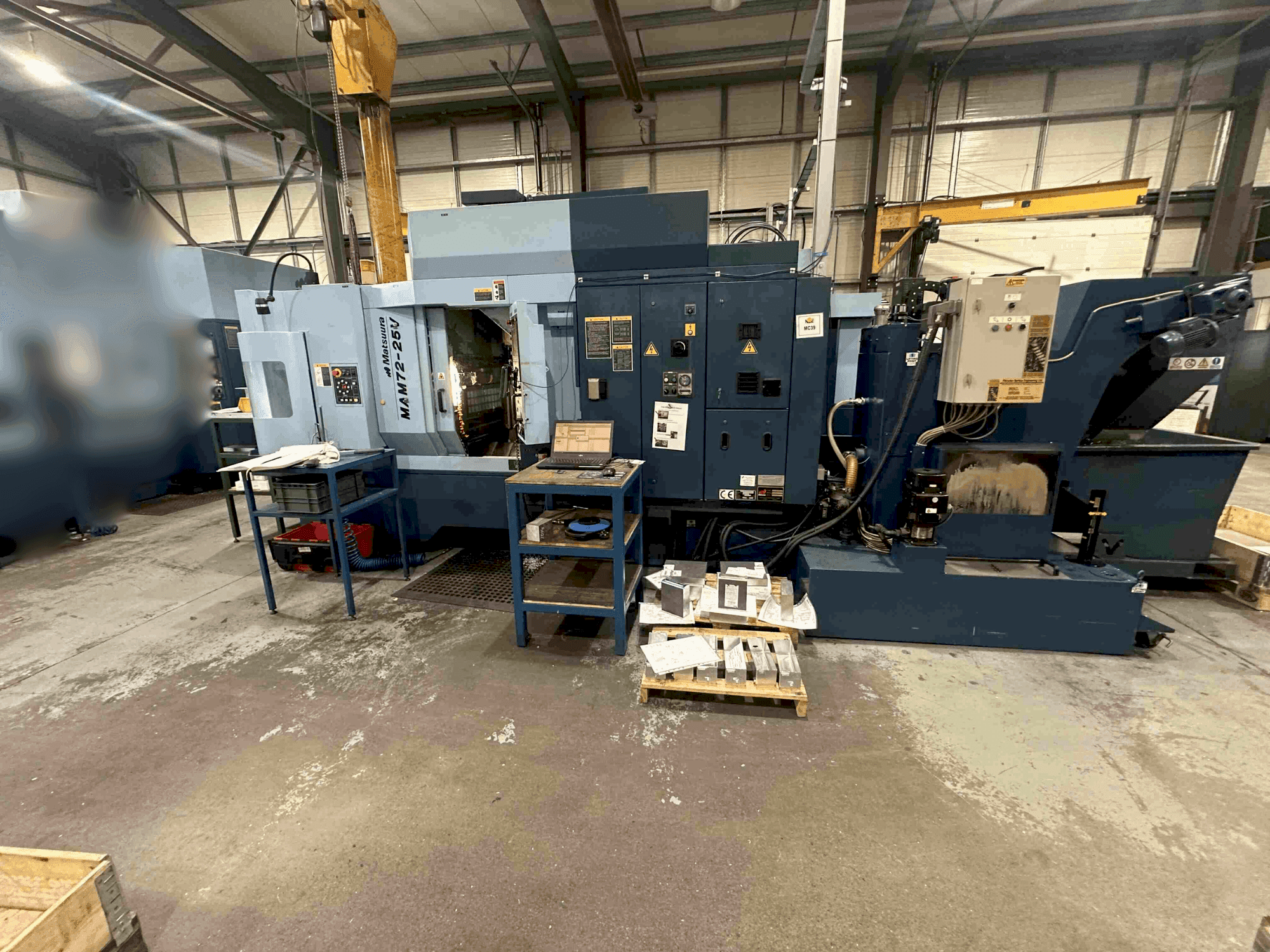 Matsuura MAM72-25V Mašinos vaizdas iš priekio
