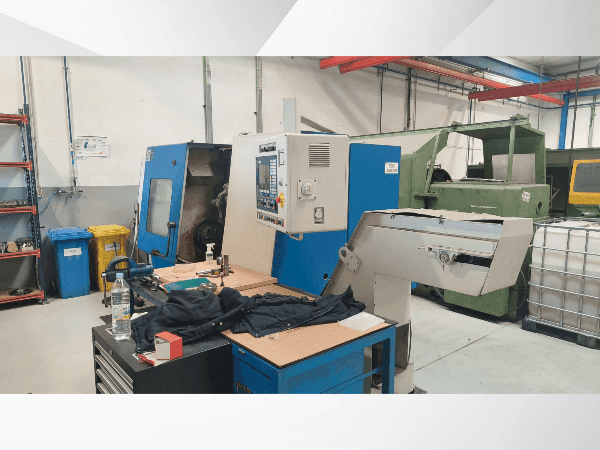 Lealde TCN-0 Mašinos vaizdas iš šono