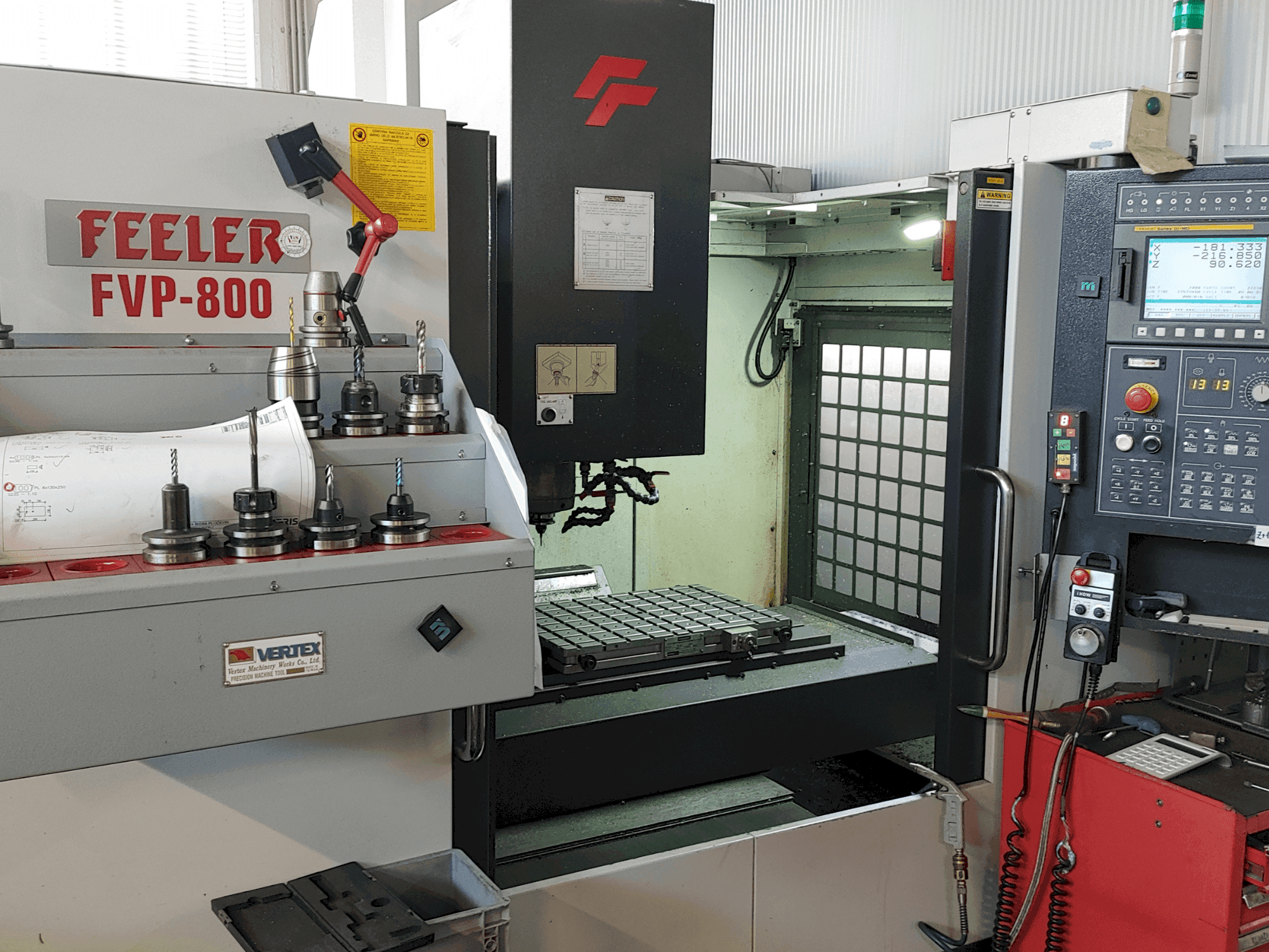 Feeler PVF 800 Mašinos vaizdas iš priekio