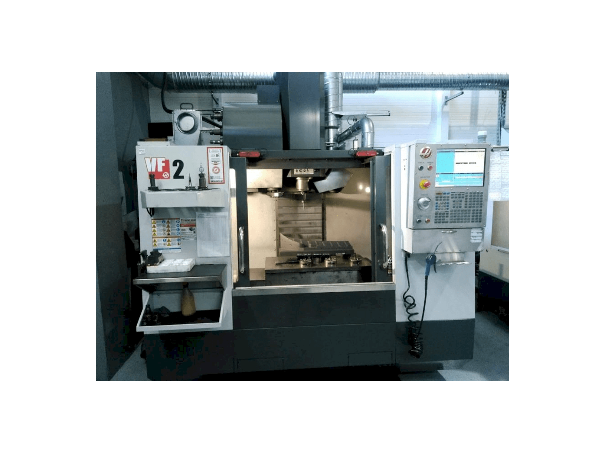 HAAS VF2 Mašinos vaizdas iš priekio