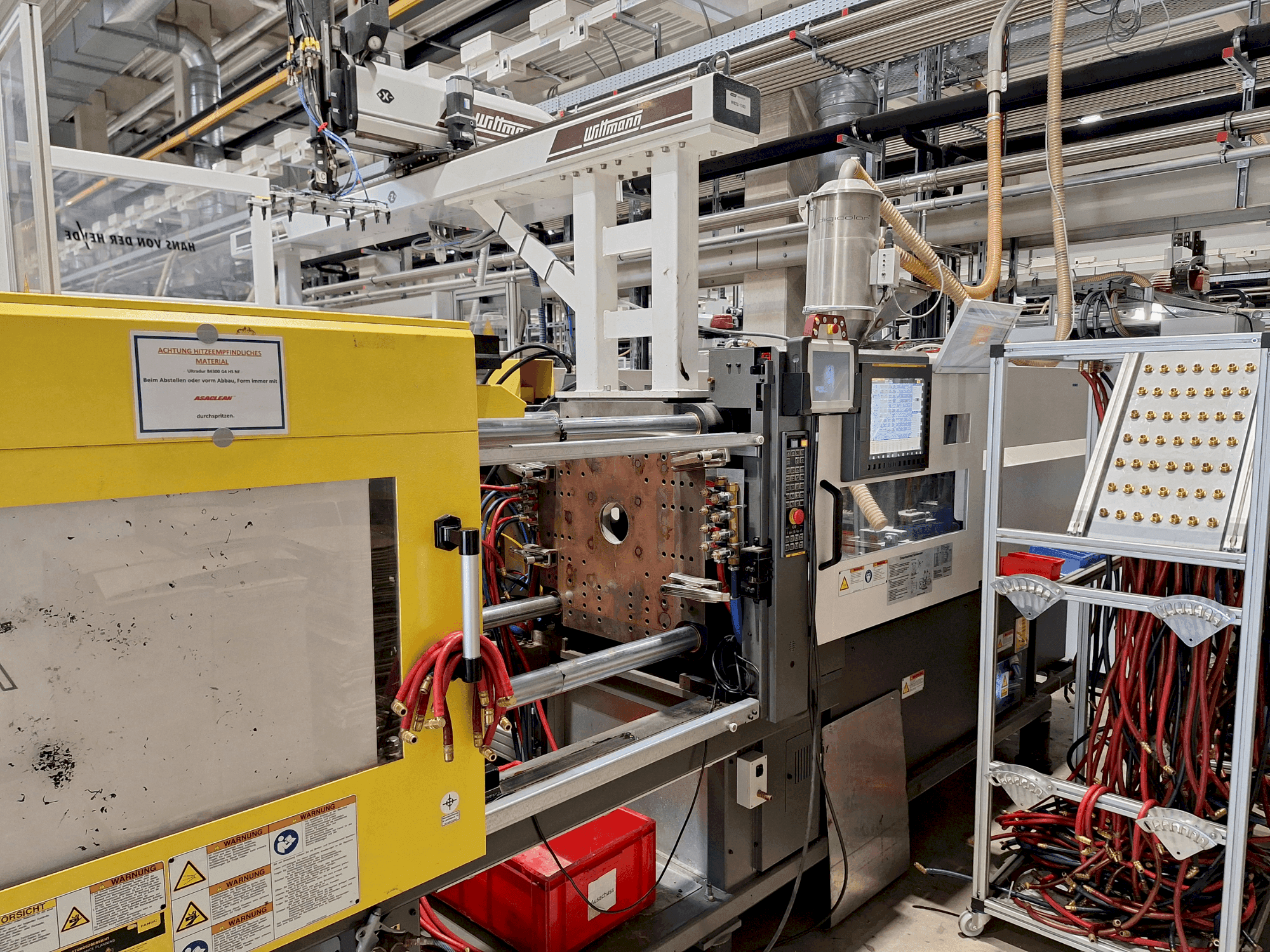 FANUC Roboshot S130iA Mašinos vaizdas iš priekio