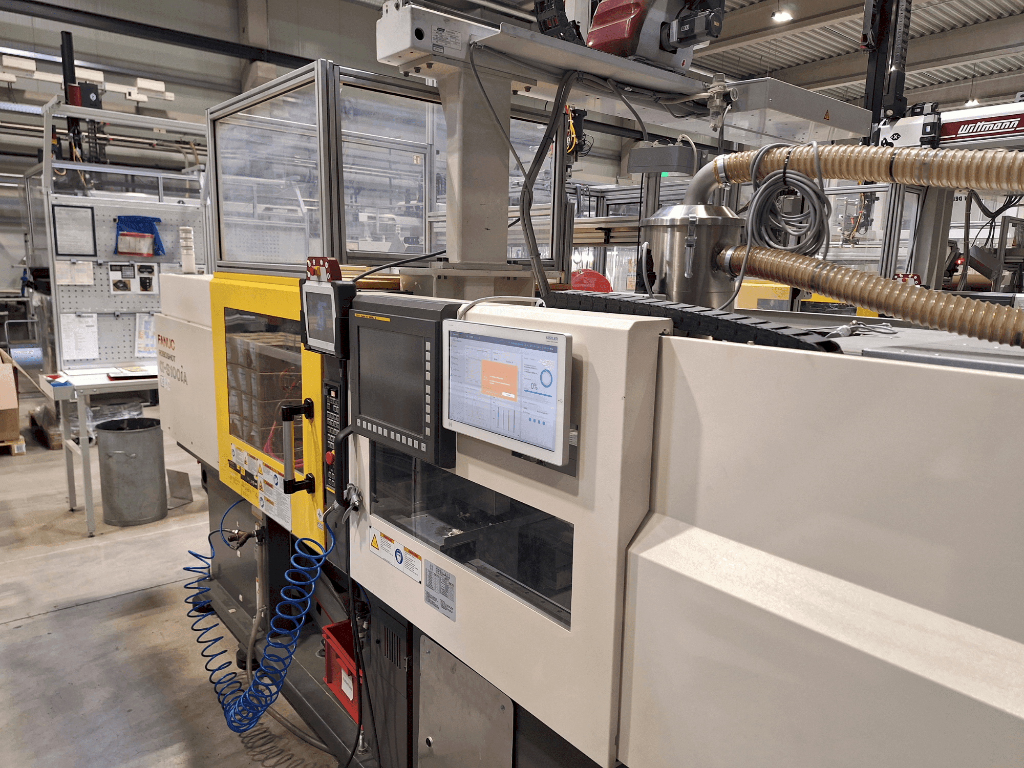 FANUC Roboshot S100iA Mašinos vaizdas iš priekio