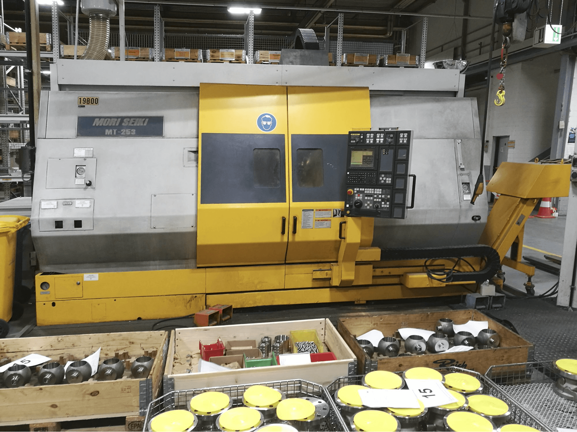 MORI SEIKI MT-253/1000 Mašinos vaizdas iš priekio