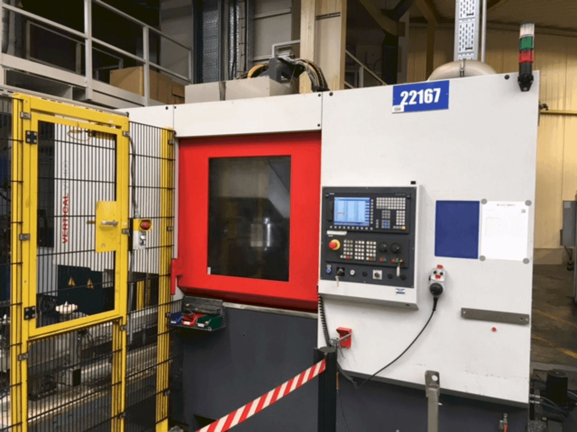 EMCO VT 400 Mašinos vaizdas iš priekio