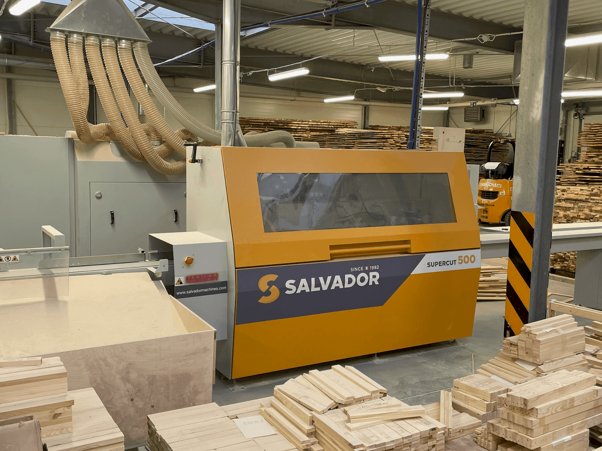 Other SUPER CUT 500 Mašinos vaizdas iš priekio