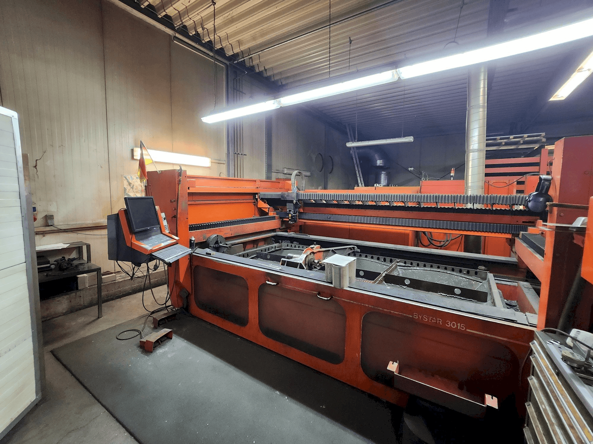 Bystronic BTL 4000 Mašinos vaizdas iš priekio