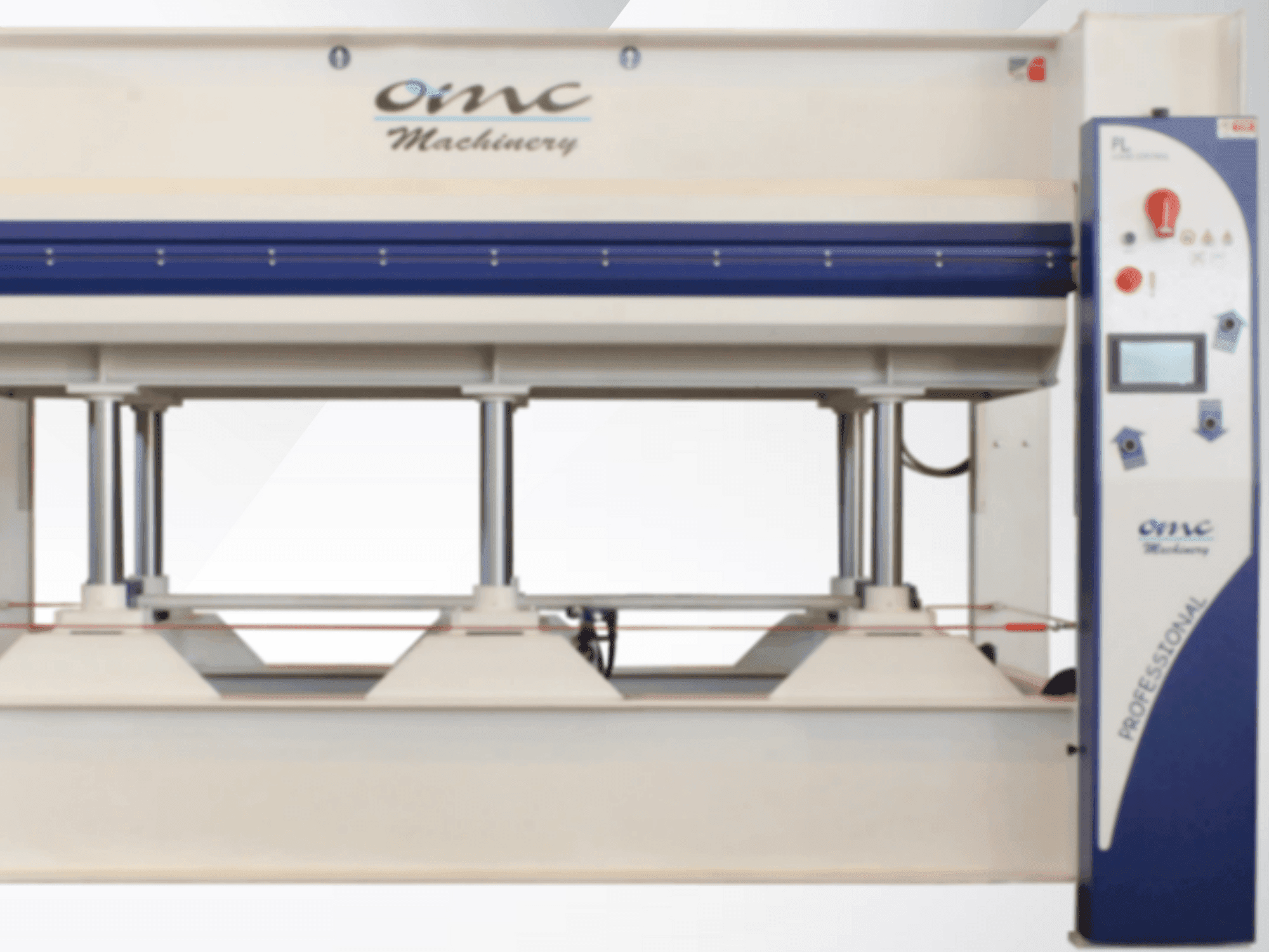 OMC PL 90s Mašinos vaizdas iš priekio