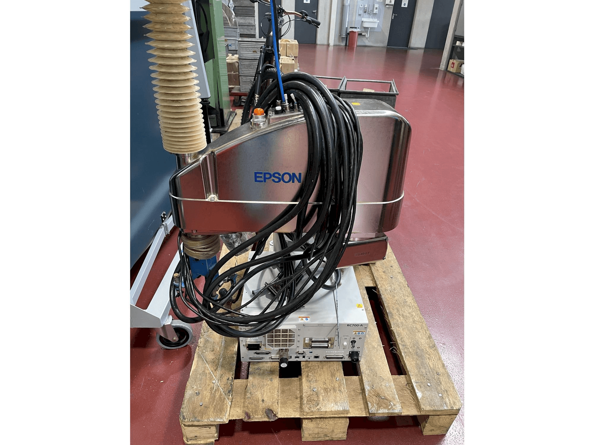 EPSON G10 854P Mašinos vaizdas iš priekio