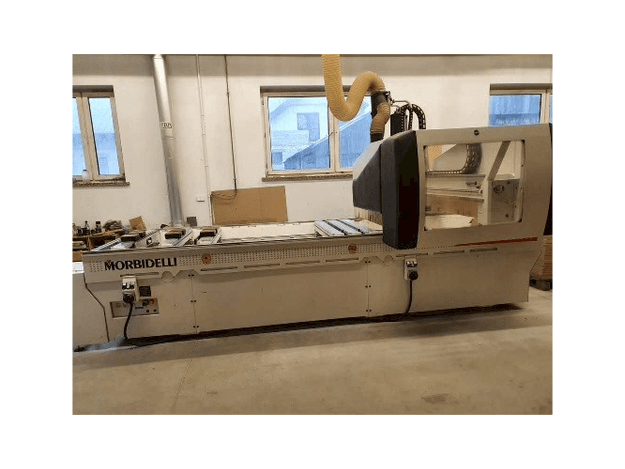 MORBIDELLI Universal 3012 TV Mašinos vaizdas iš priekio