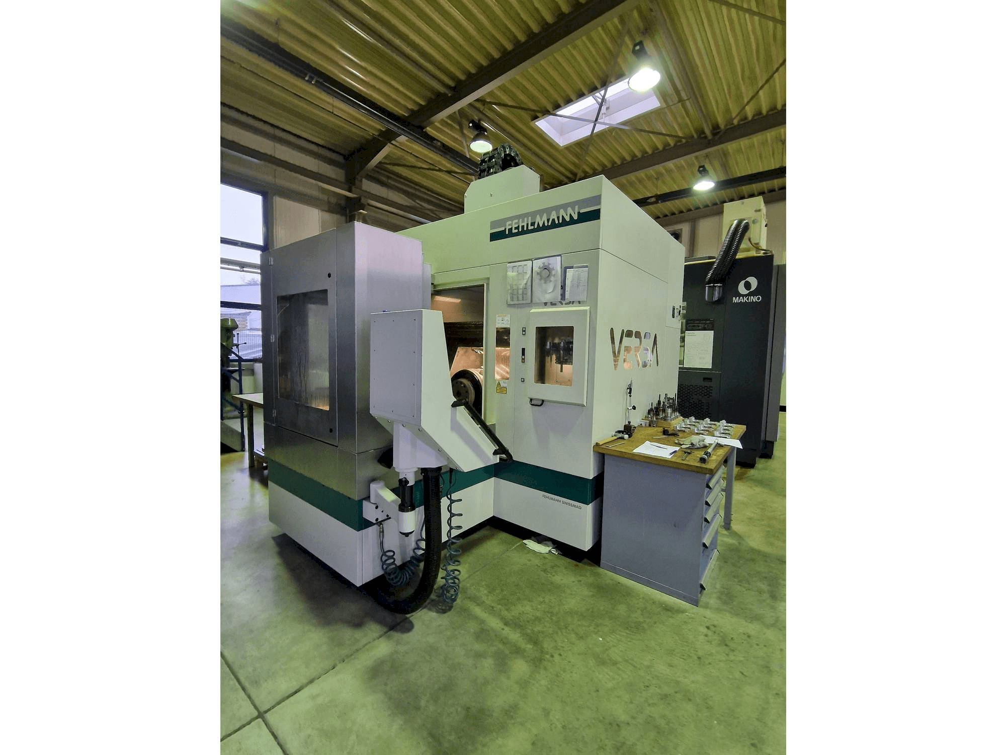 FEHLMANN Versa P825 Mašinos vaizdas iš priekio