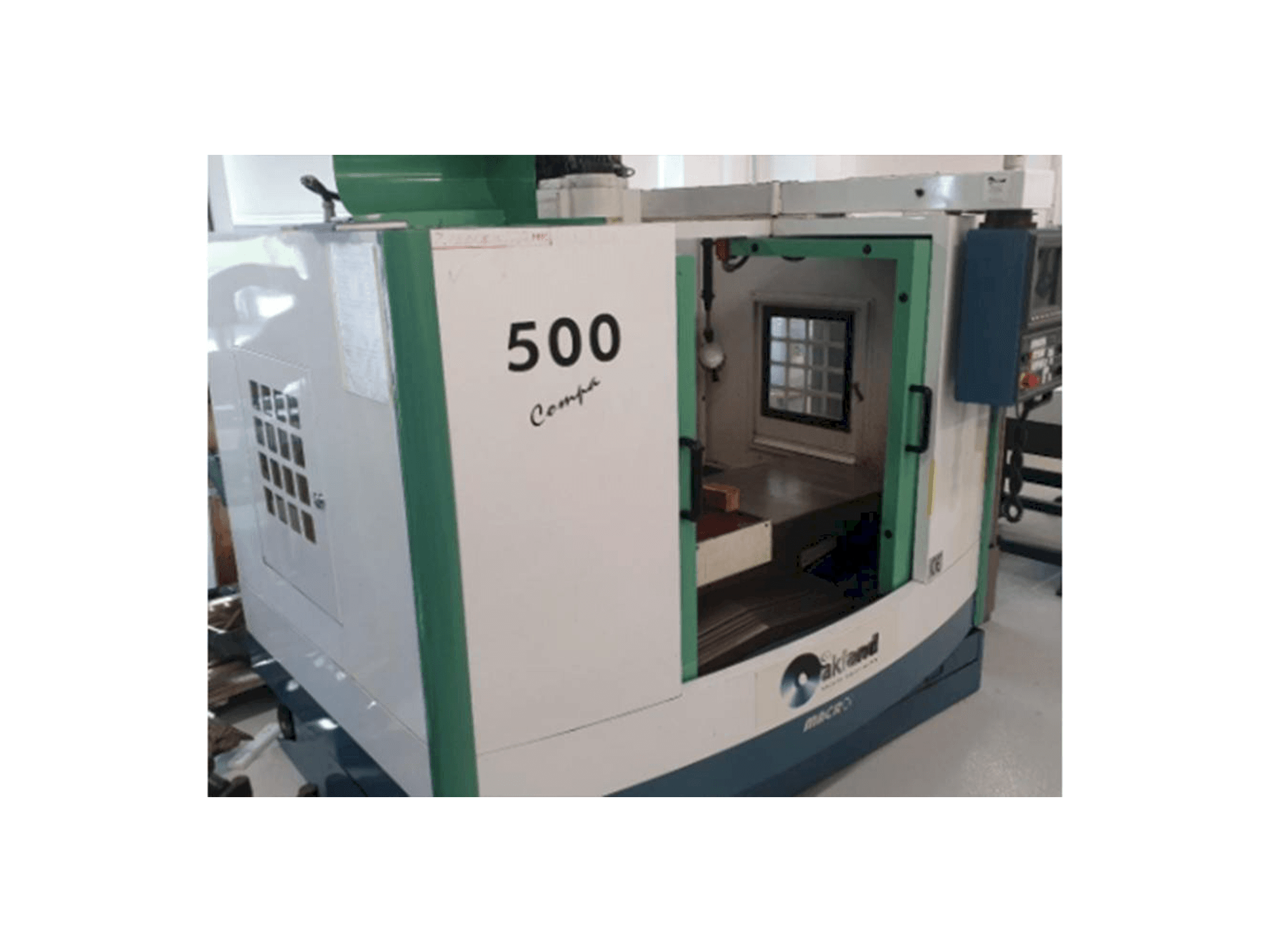 Macro Micro Tech Compac 500 Mašinos vaizdas iš priekio