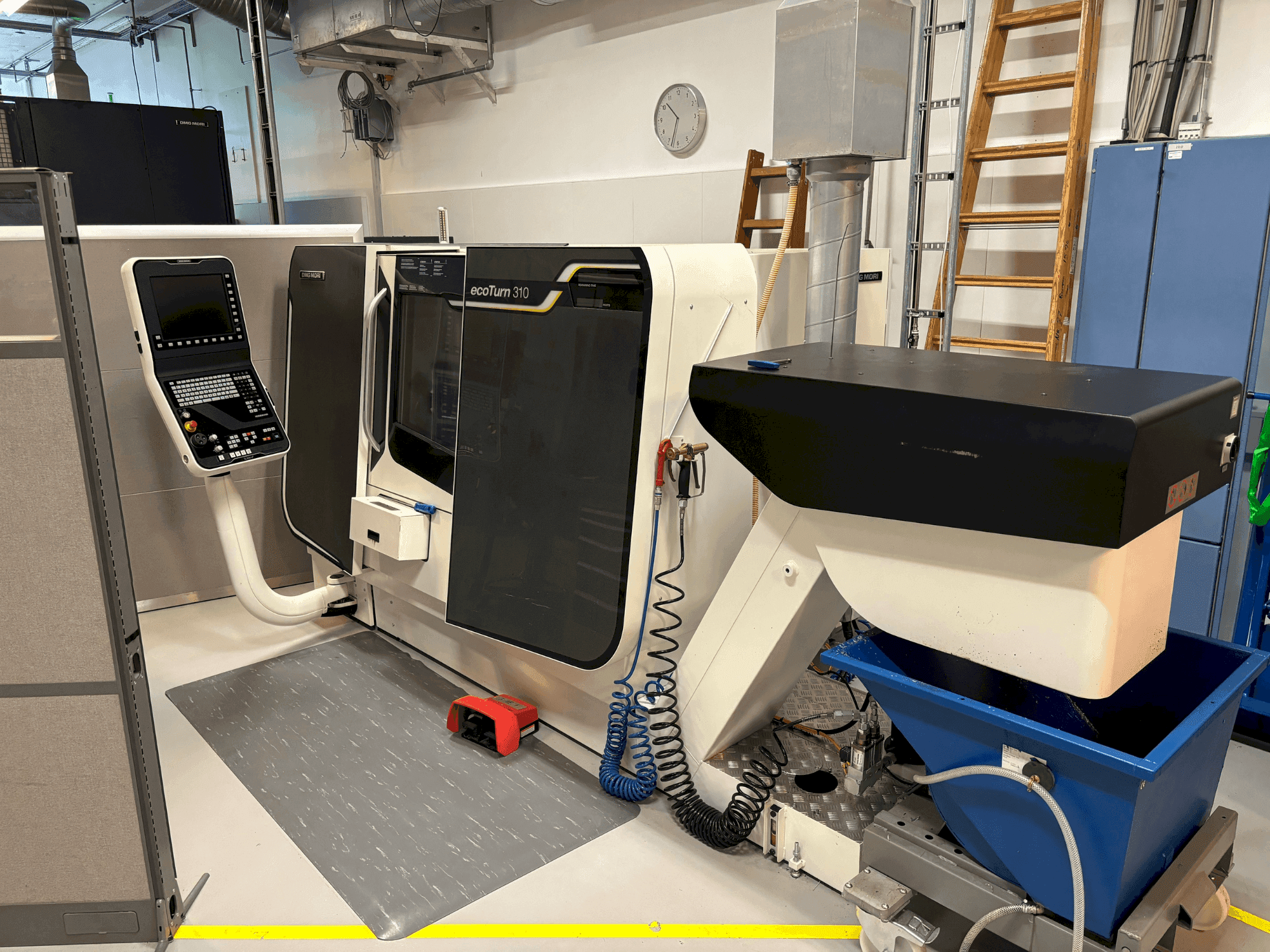 DMG MORI ECOTURN 310 V3 Mašinos vaizdas iš priekio